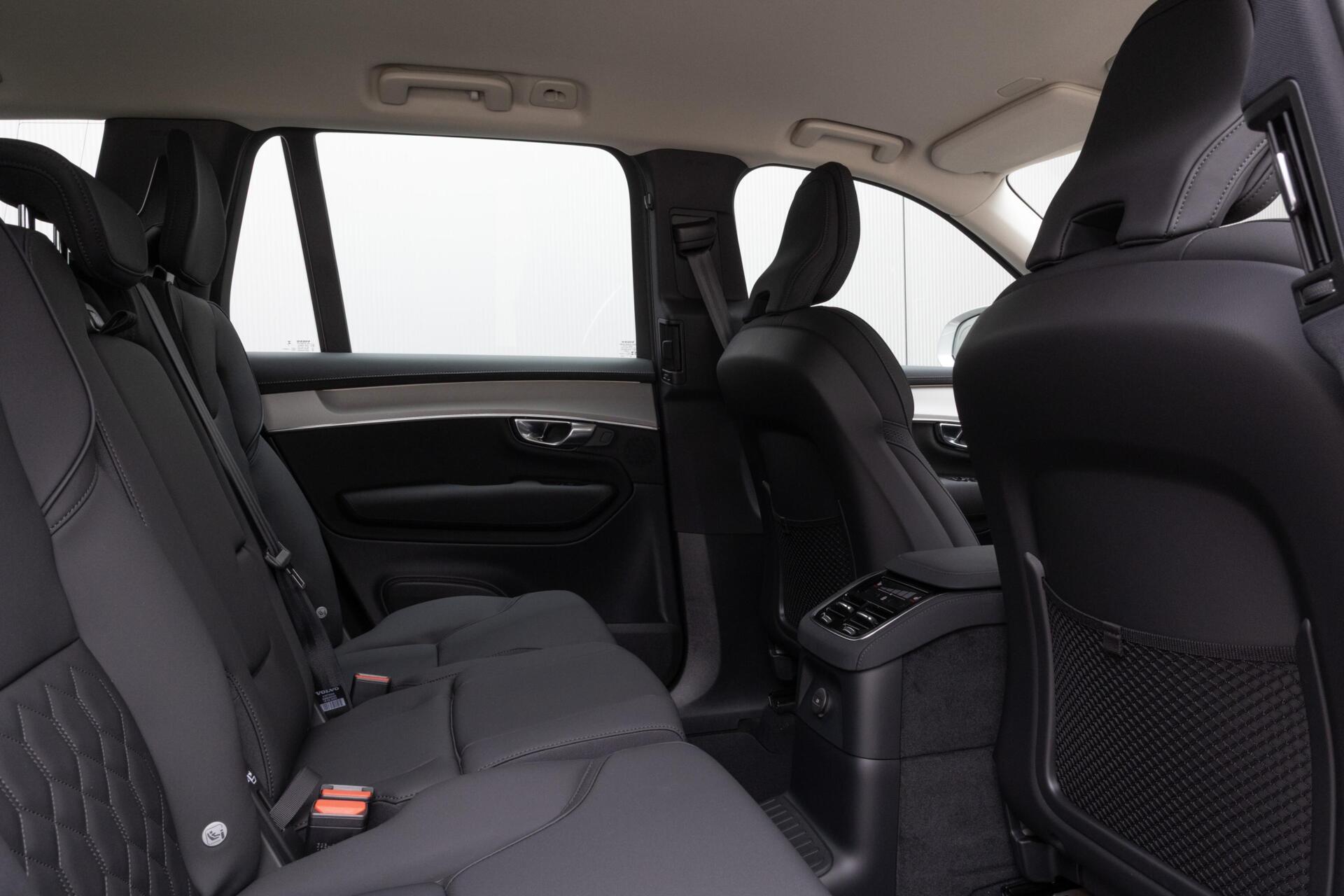 Volvo XC90 2.0 T8 Plug-in hybrid AWD Core MY 2027