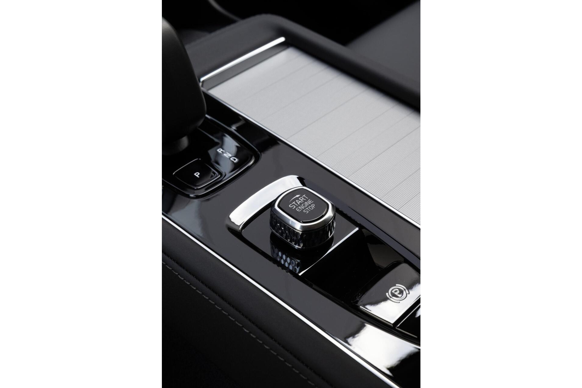 Volvo XC90 2.0 T8 Plug-in hybrid AWD Core MY 2027