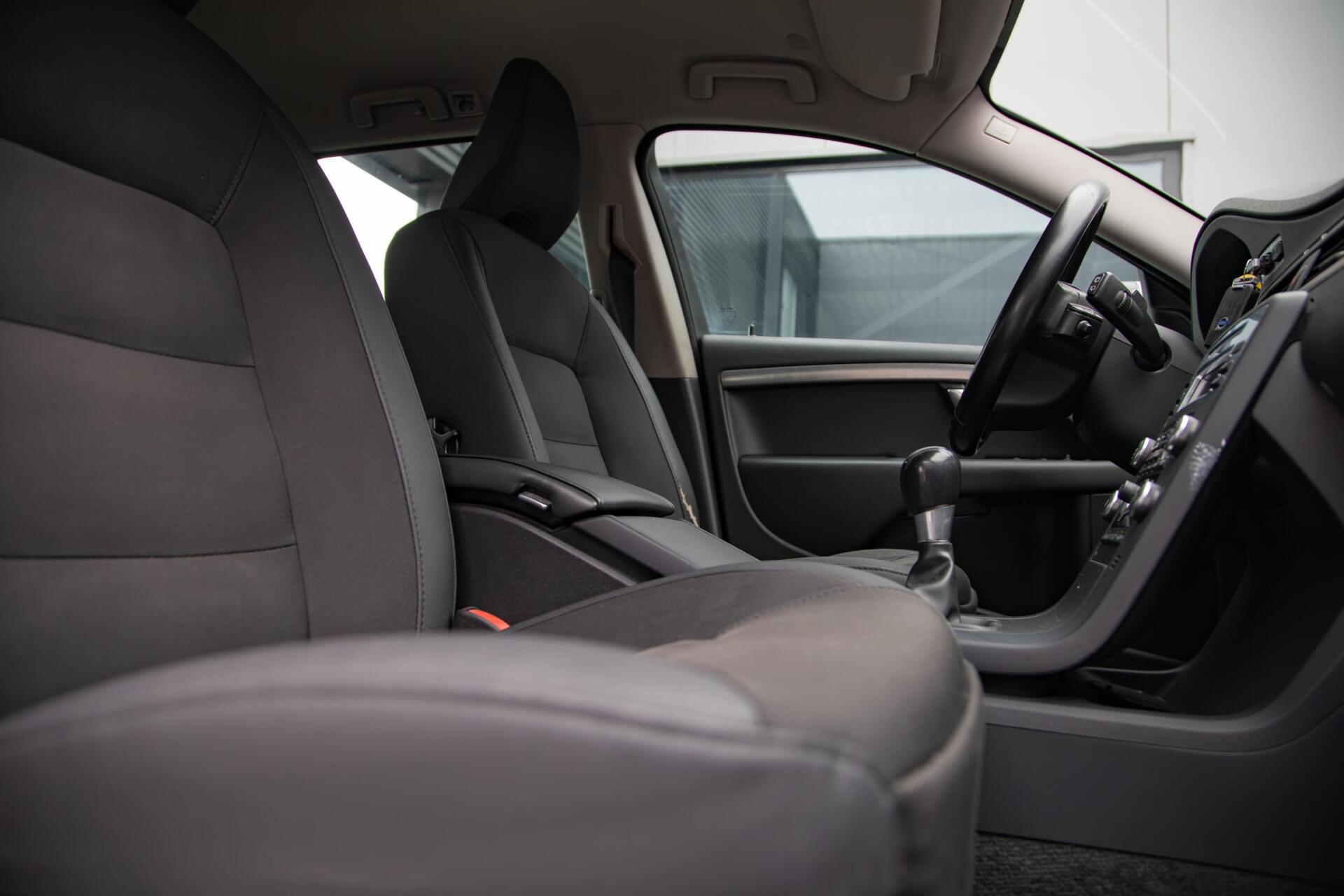 Volvo XC70 2.0 D3 FWD Momentum Cruise|Clima|Trekhaak