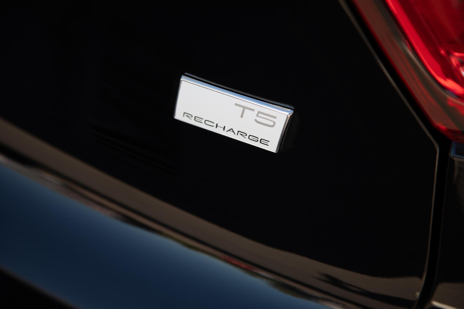 Volvo XC40 1.5 T5 Plug-in hybrid Core Bright Facelift Keyless Zit verlenging