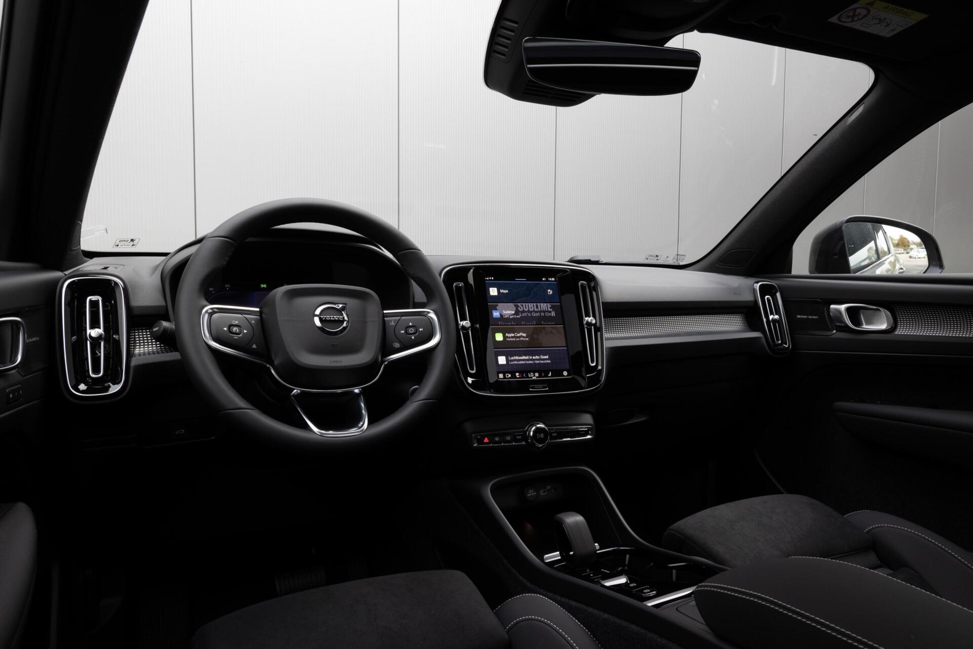 Volvo XC40 B3 MY 2027 SAMENSTELLEN EXTRA VOORDEEL