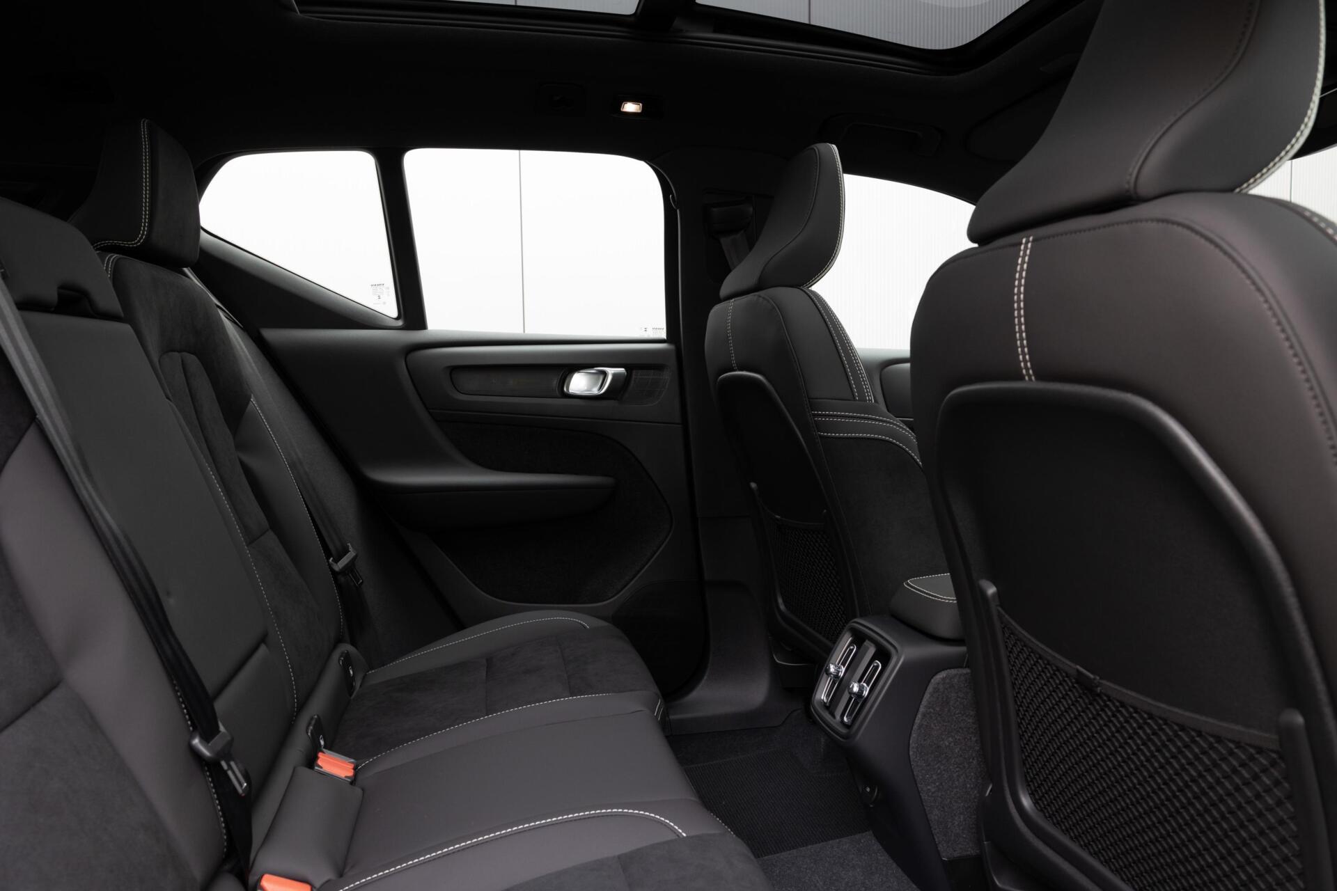 Volvo XC40 B3 MY 2027 SAMENSTELLEN EXTRA VOORDEEL
