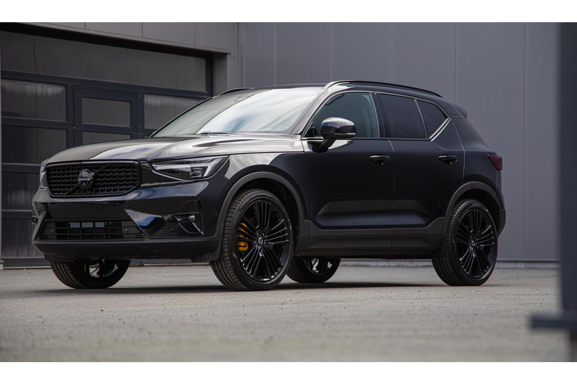 Volvo XC40 B3 MY 2027 SAMENSTELLEN EXTRA VOORDEEL