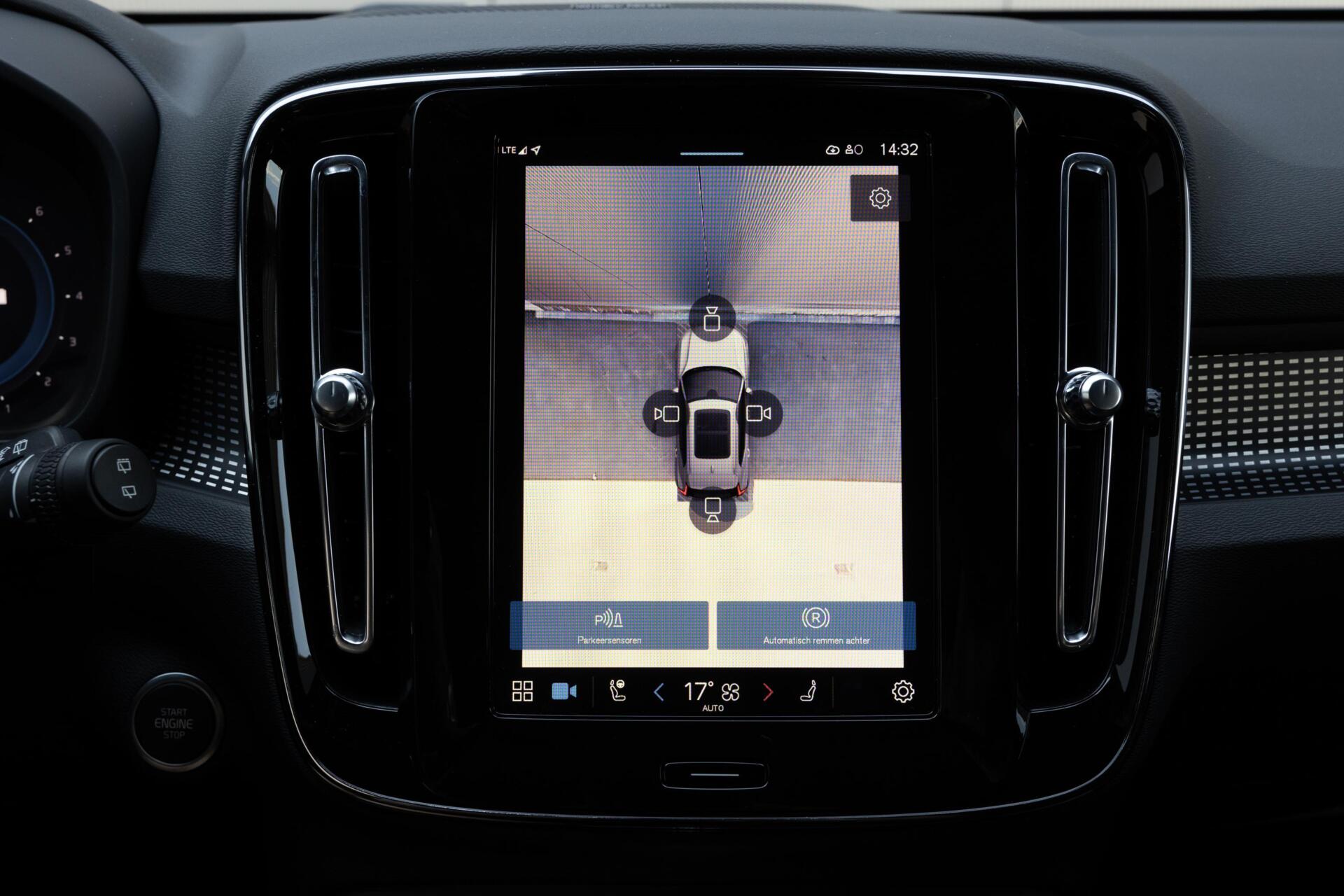 Volvo XC40 | B4 Ultra Dark|Black Edition |FULL OPTION|360° Camera|Panoramadak|MY 2027|