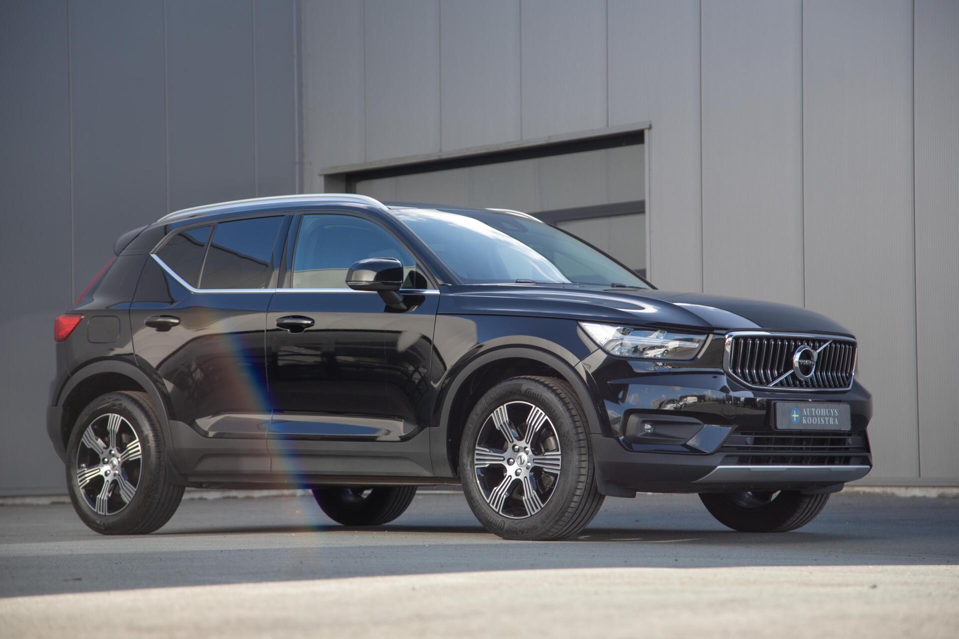 Volvo XC40 2.0 B4 Inscription Leer|Keyless|DAB+|LED