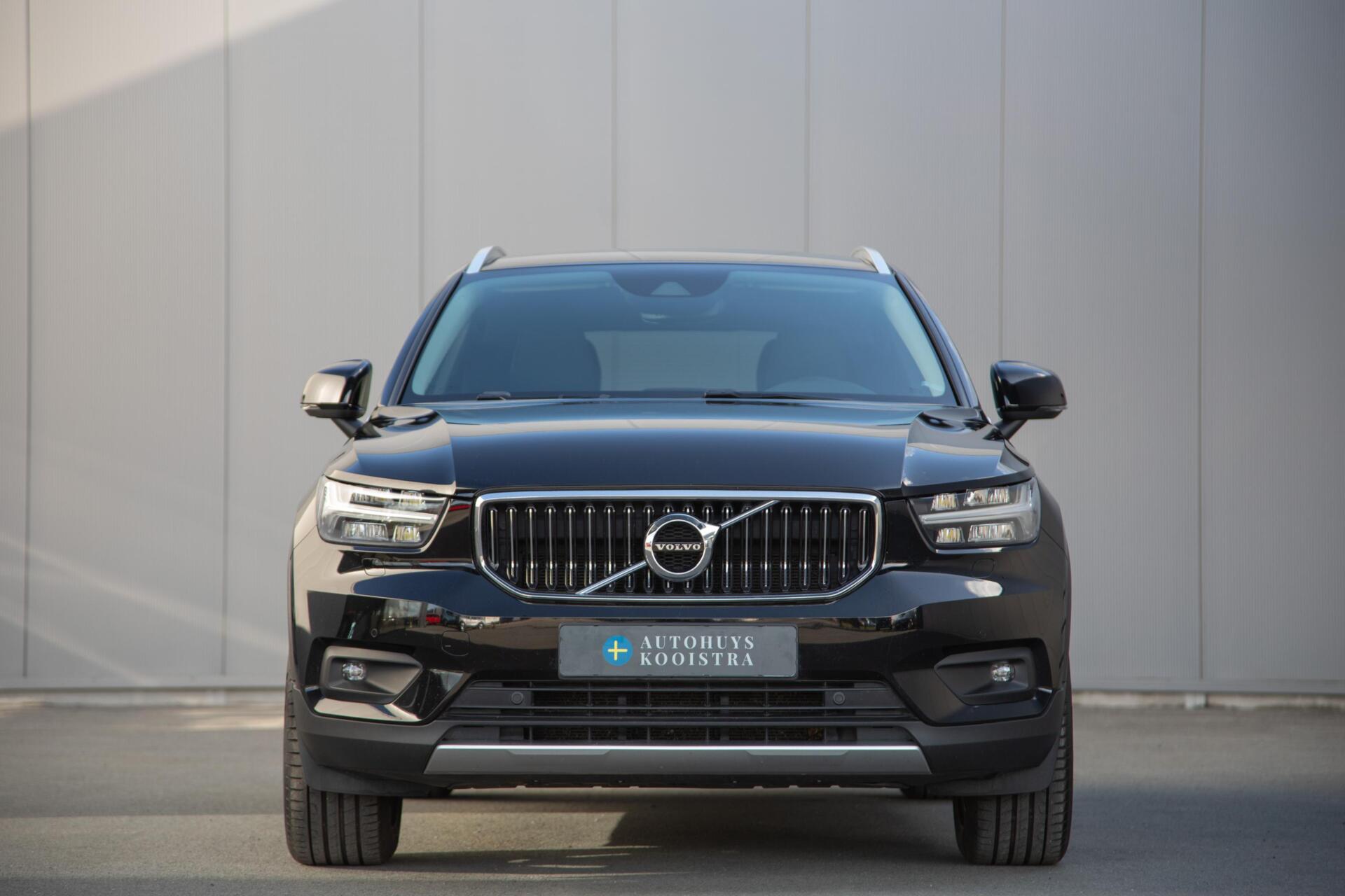 Volvo XC40 2.0 B4 Inscription Leer|Keyless|DAB+|LED