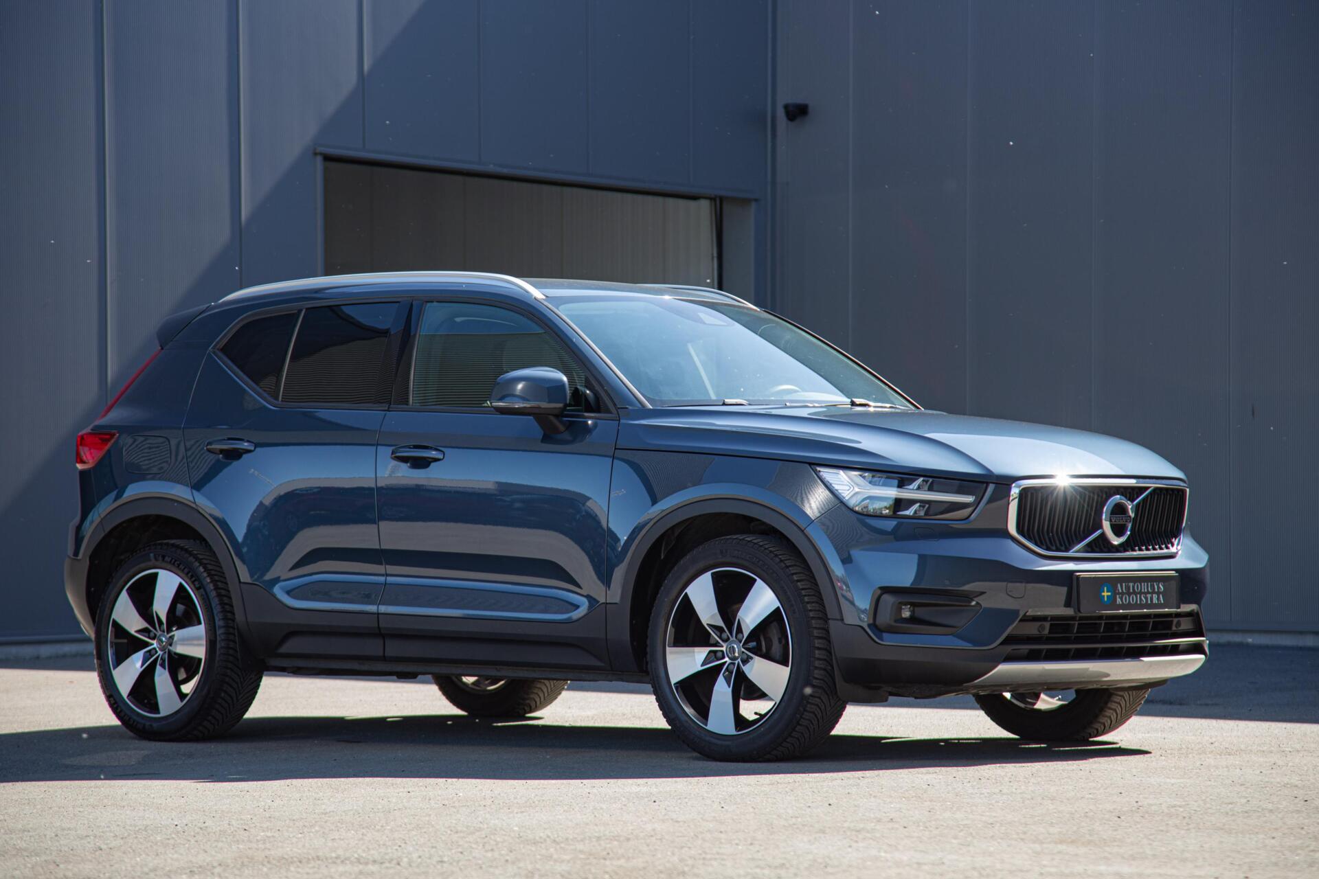 Volvo XC40 1.5 T3 Momentum Business Automaat Keyless Carplay Trekhaak