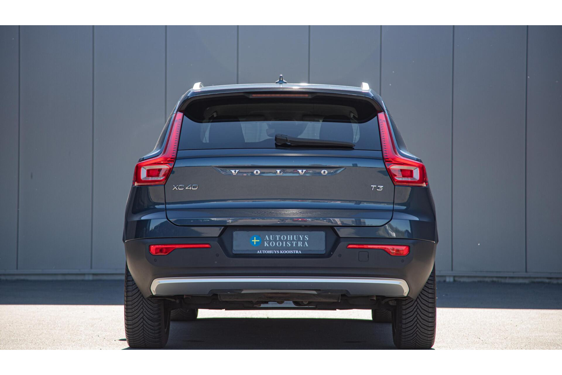 Volvo XC40 1.5 T3 Momentum Business Automaat Keyless Carplay Trekhaak