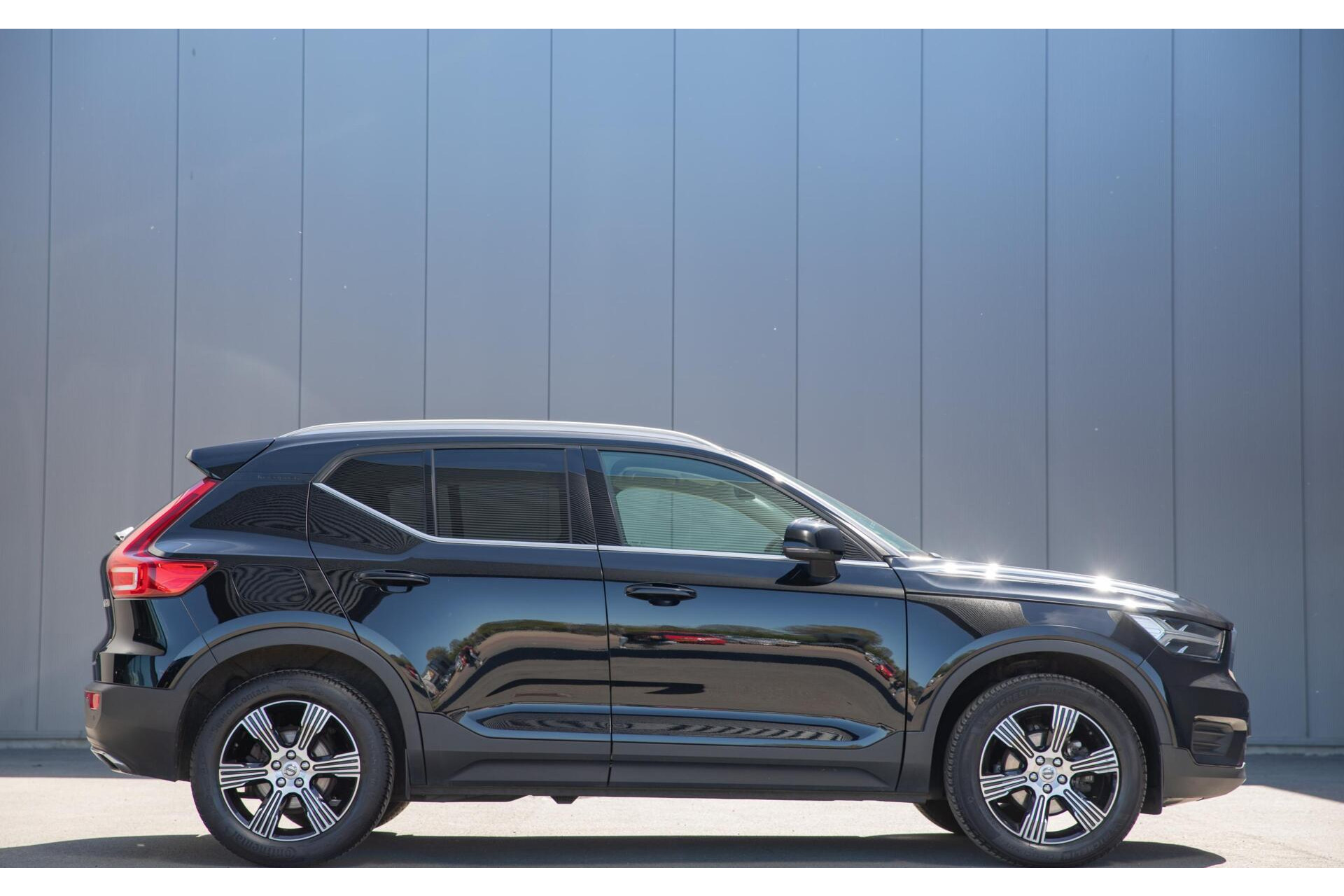 Volvo XC40 - 1.5 T3 Inscription Leer Trekhaak Carplay Keyless Panorama