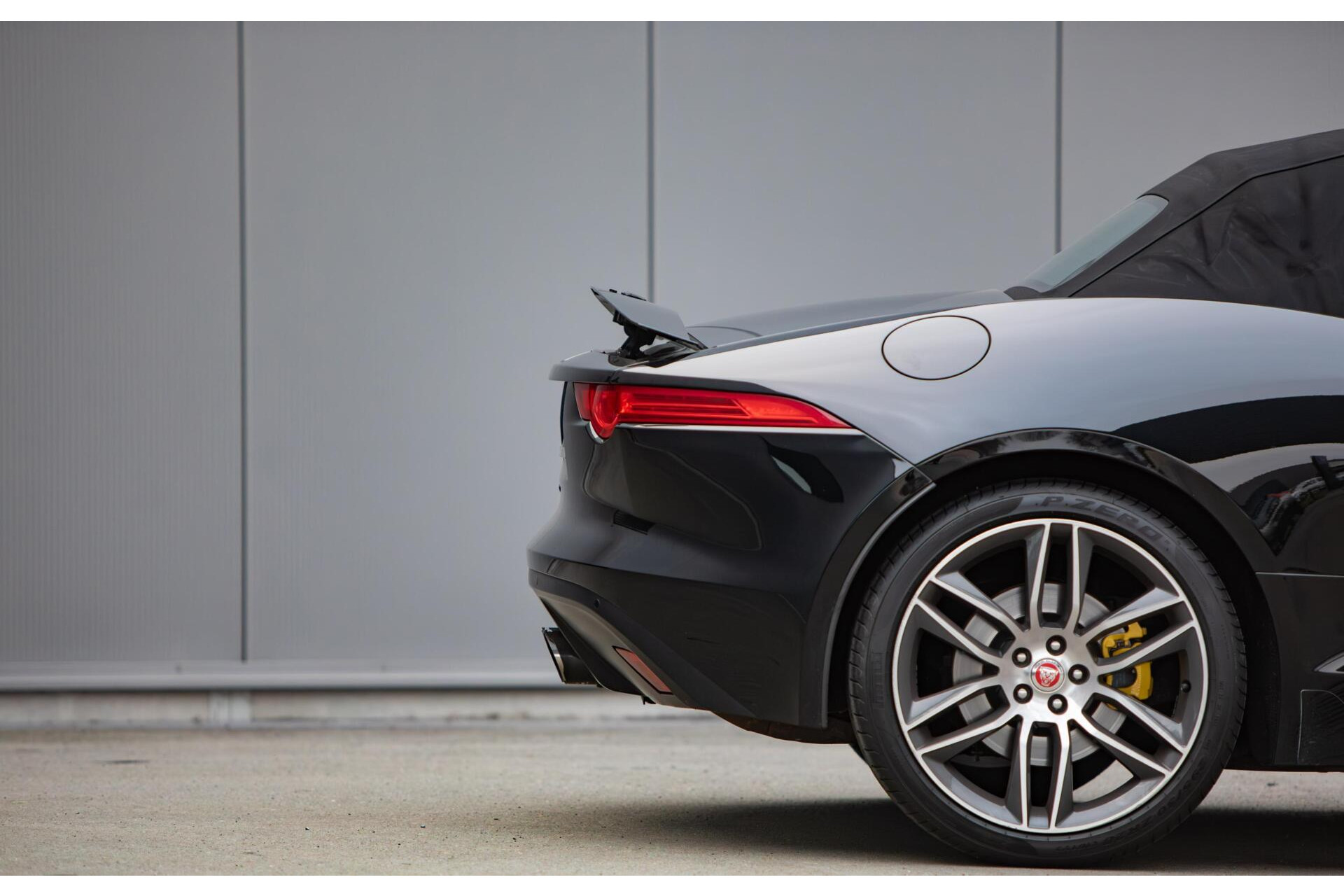 Jaguar F-Type 3.0 V6 400PK Convertible Origineel Nederlands Tailor Made Exclusive