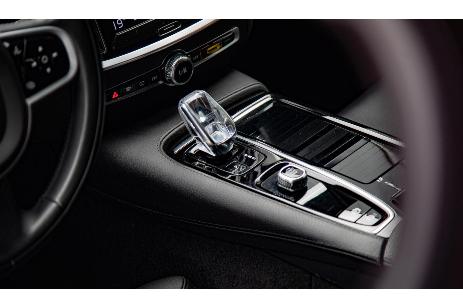 Volvo V60 2.0 T6 Recharge AWD Inscription Long Range|Carplay|Keyless