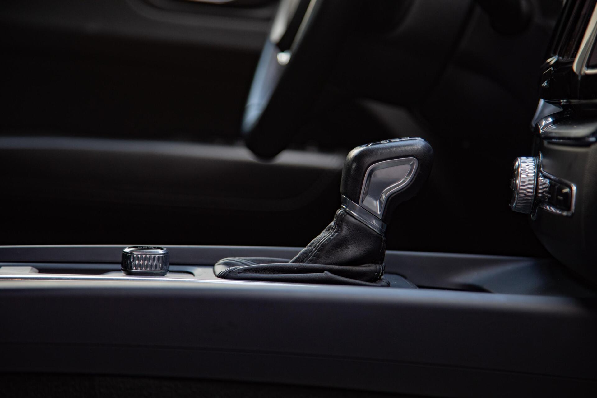 Volvo XC60 2.0 T5 AWD Momentum Trekhaak|Stoelverwarming|CarPlay