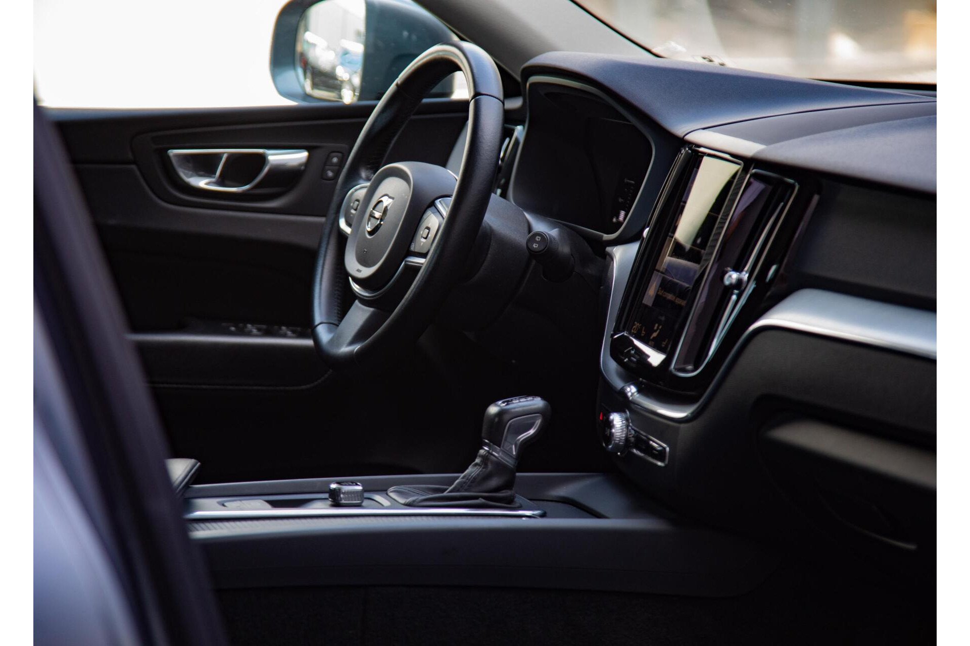 Volvo XC60 2.0 T5 AWD Momentum Trekhaak|Stoelverwarming|CarPlay
