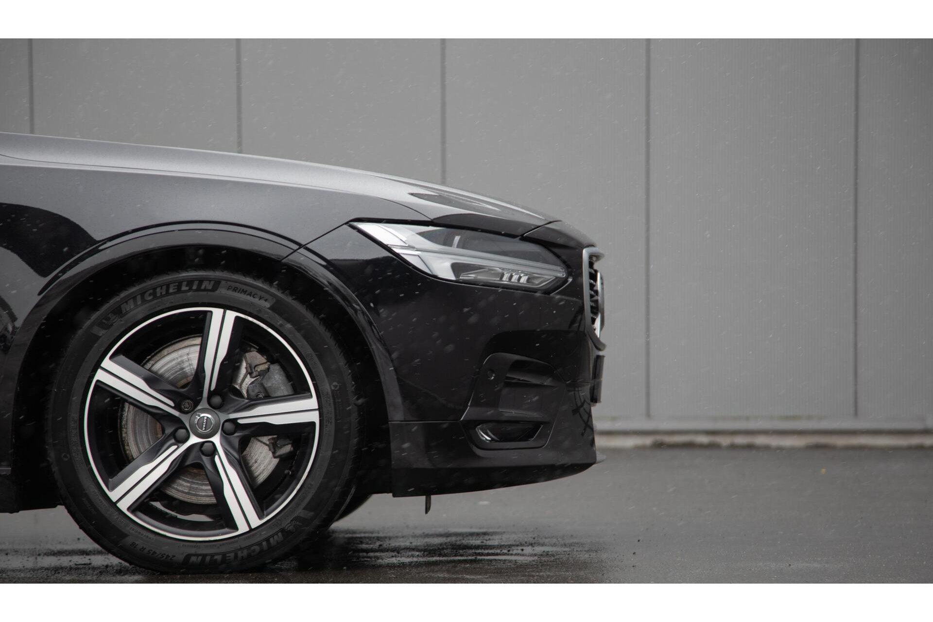 Volvo V90 2.0 T4 Business Sport 190PK|H/K Audio|Leer|Trekhaak|DAB+|LED