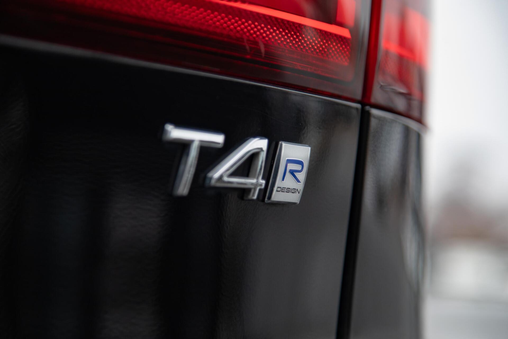 Volvo V90 2.0 T4 Business Sport 190PK|H/K Audio|Leer|Trekhaak|DAB+|LED