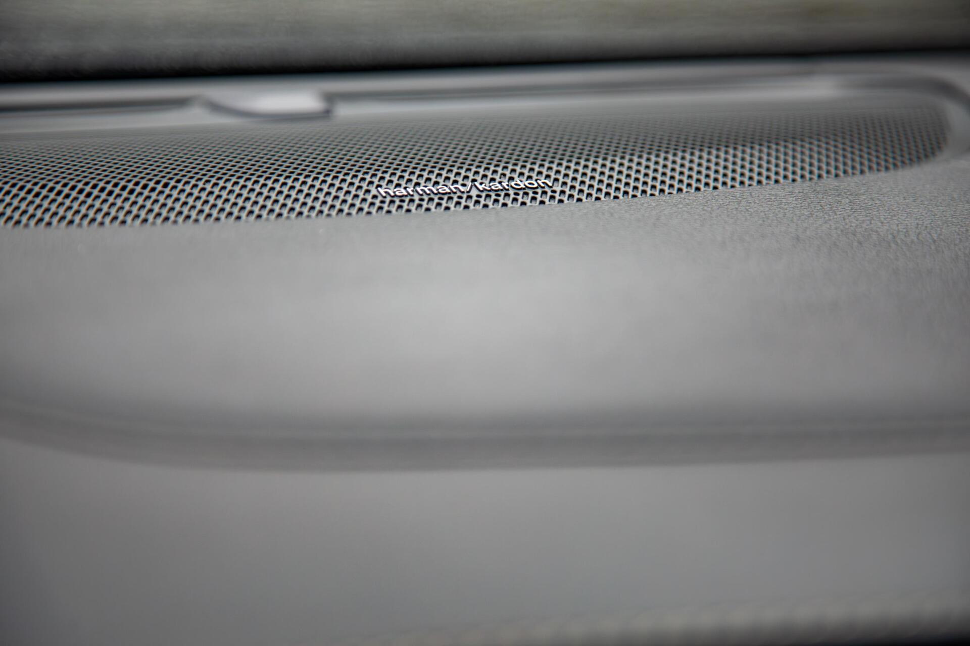 Volvo V90 2.0 T4 Business Sport 190PK|H/K Audio|Leer|Trekhaak|DAB+|LED