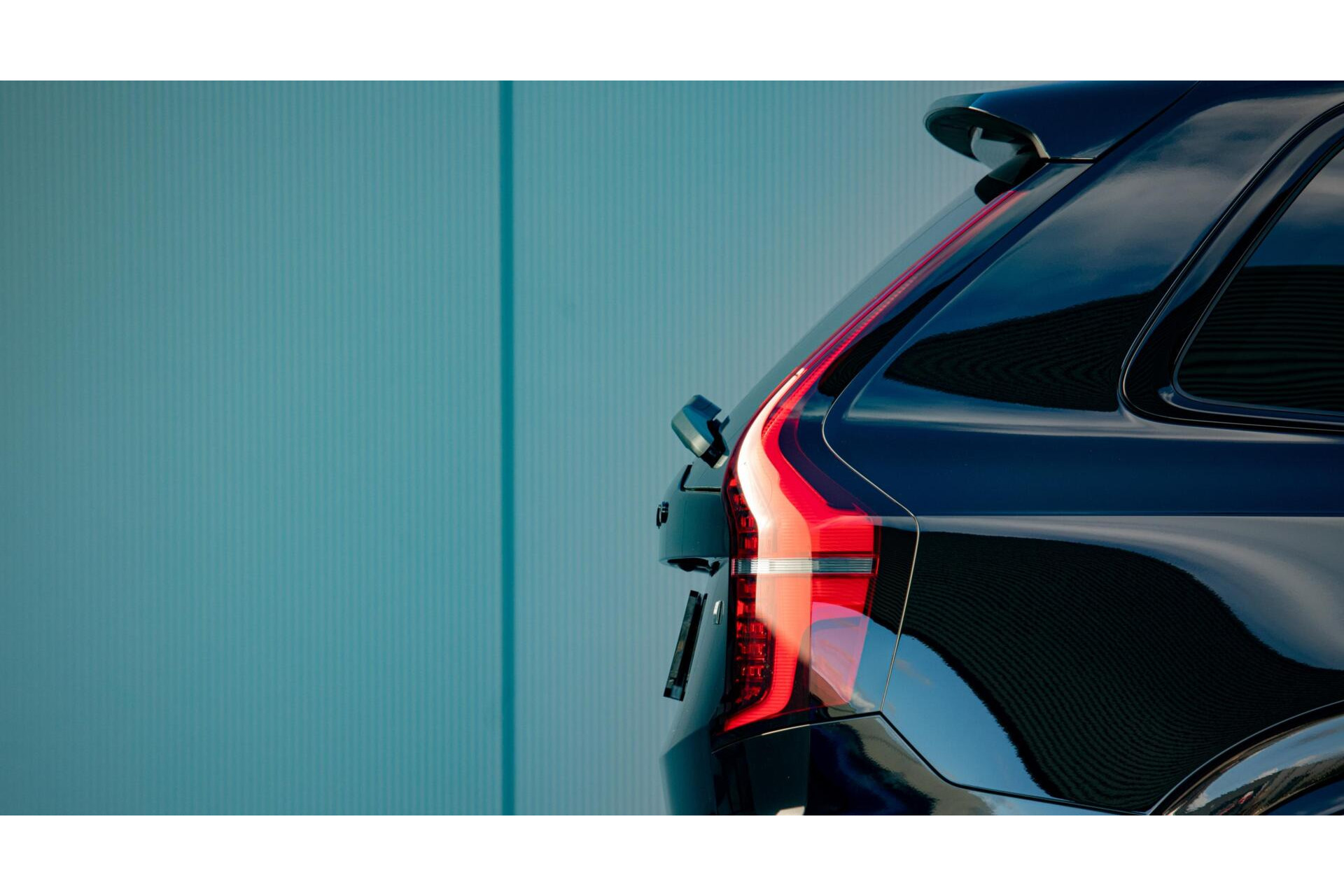 Volvo XC90 T8 Plug-in hybrid AWD MY 2027 Vanaf €76.945,-