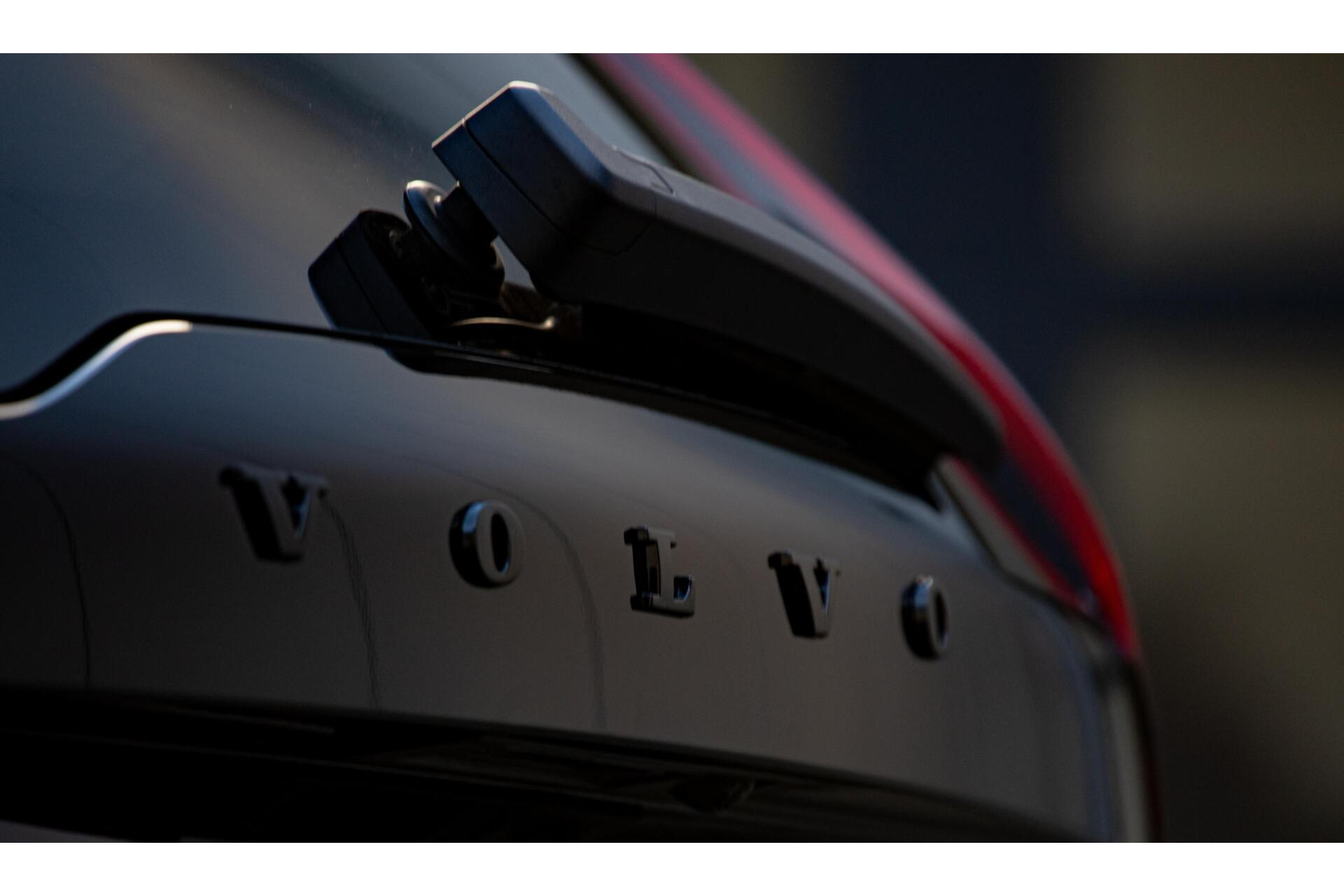 Volvo XC90 T8 Plug-in hybrid AWD MY 2027 Vanaf €76.945,-