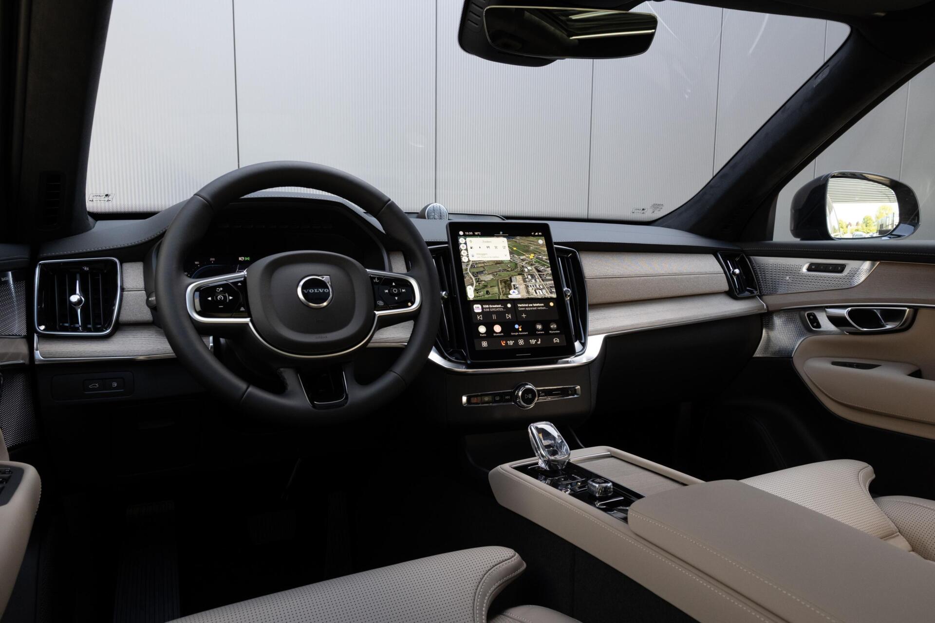 Volvo XC90 T8 Plug-in hybrid AWD MY 2027 Vanaf €76.945,-