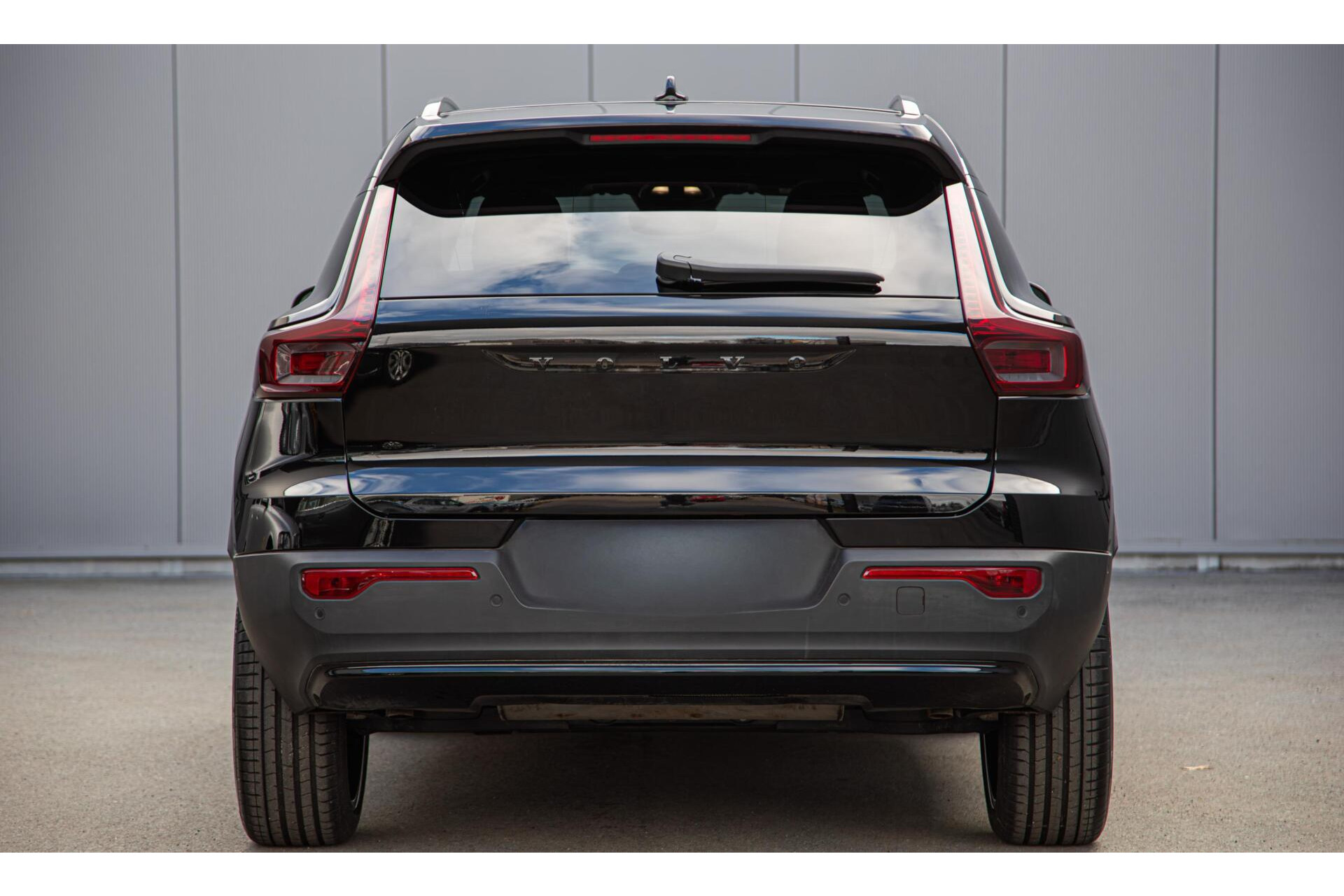 Volvo XC40 B3 MY 2027 SAMENSTELLEN EXTRA VOORDEEL