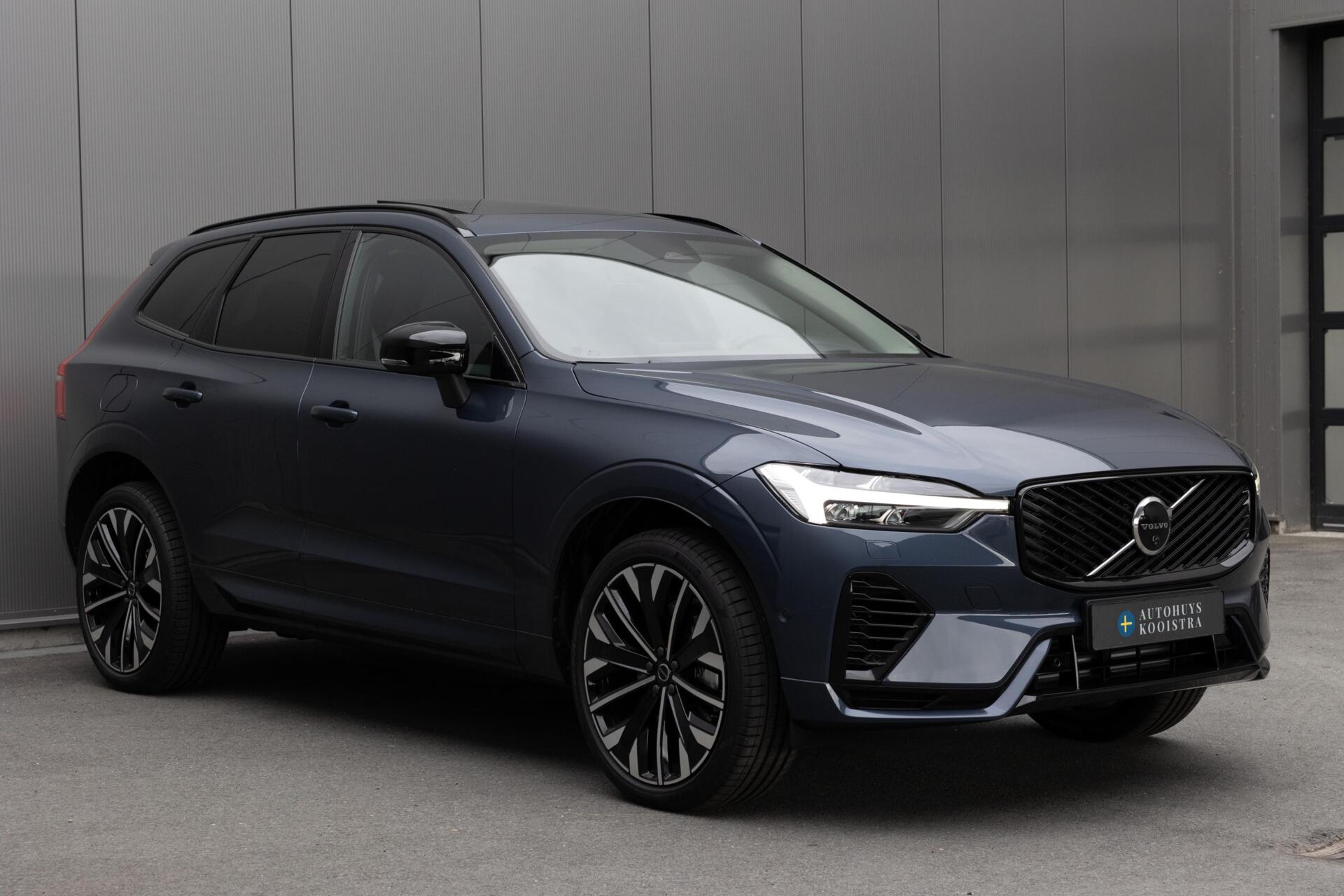 Volvo XC60 T6 Plug-in hybrid AWD Ultra Dark Snel Leverbaar! Te bestellen!