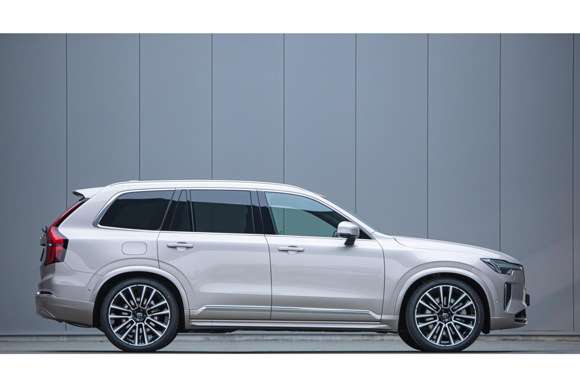 Volvo XC90 2.0 T8 Plug-in hybrid AWD Ultra Bright MY 2026 Facelift