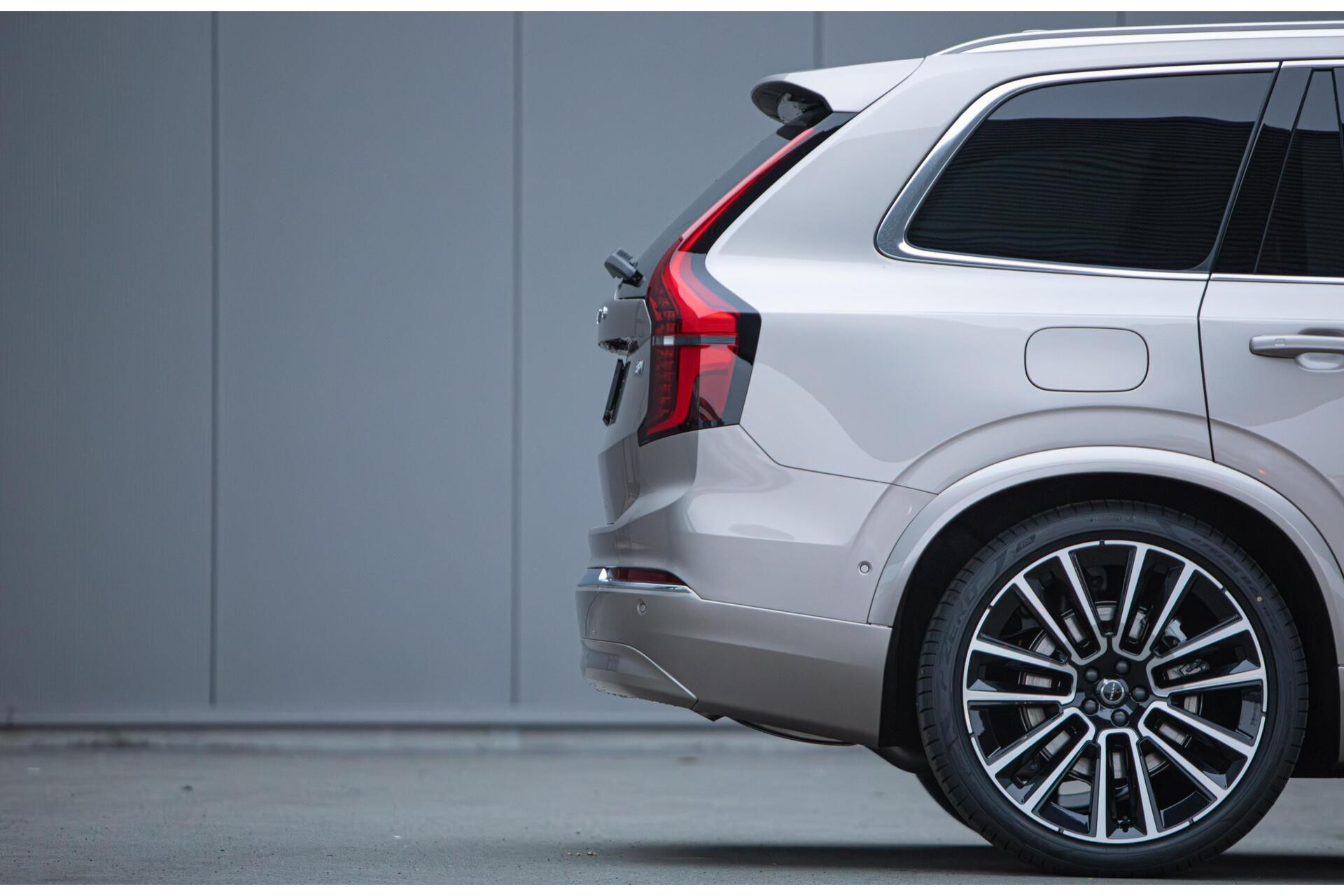 Volvo XC90 2.0 T8 Plug-in hybrid AWD Ultra Bright MY 2026 Facelift