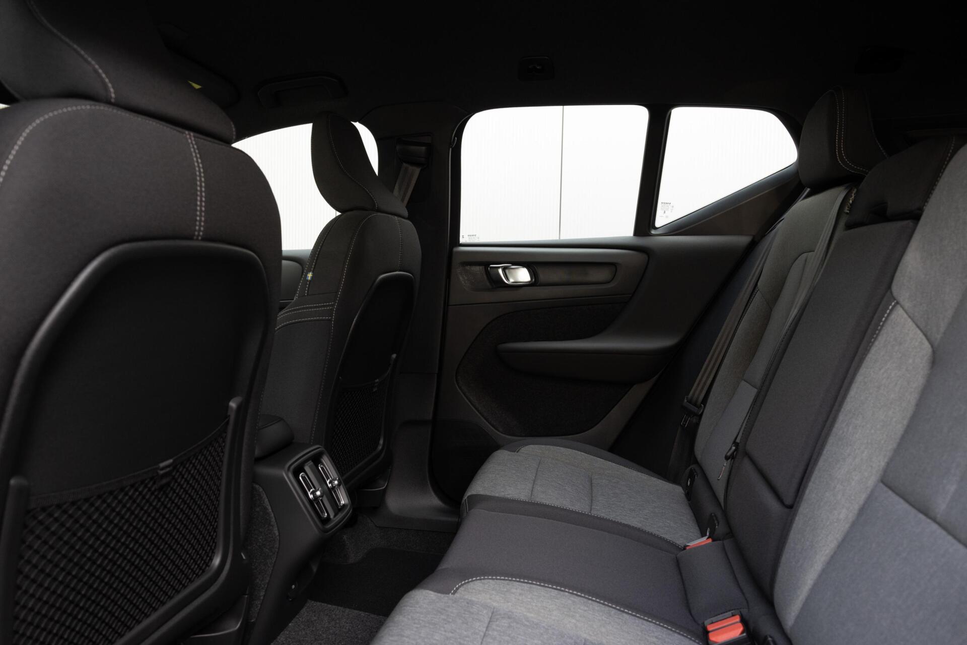 Volvo XC40 B3 Core Mild Hybrid | Keyless | LED | Camera
