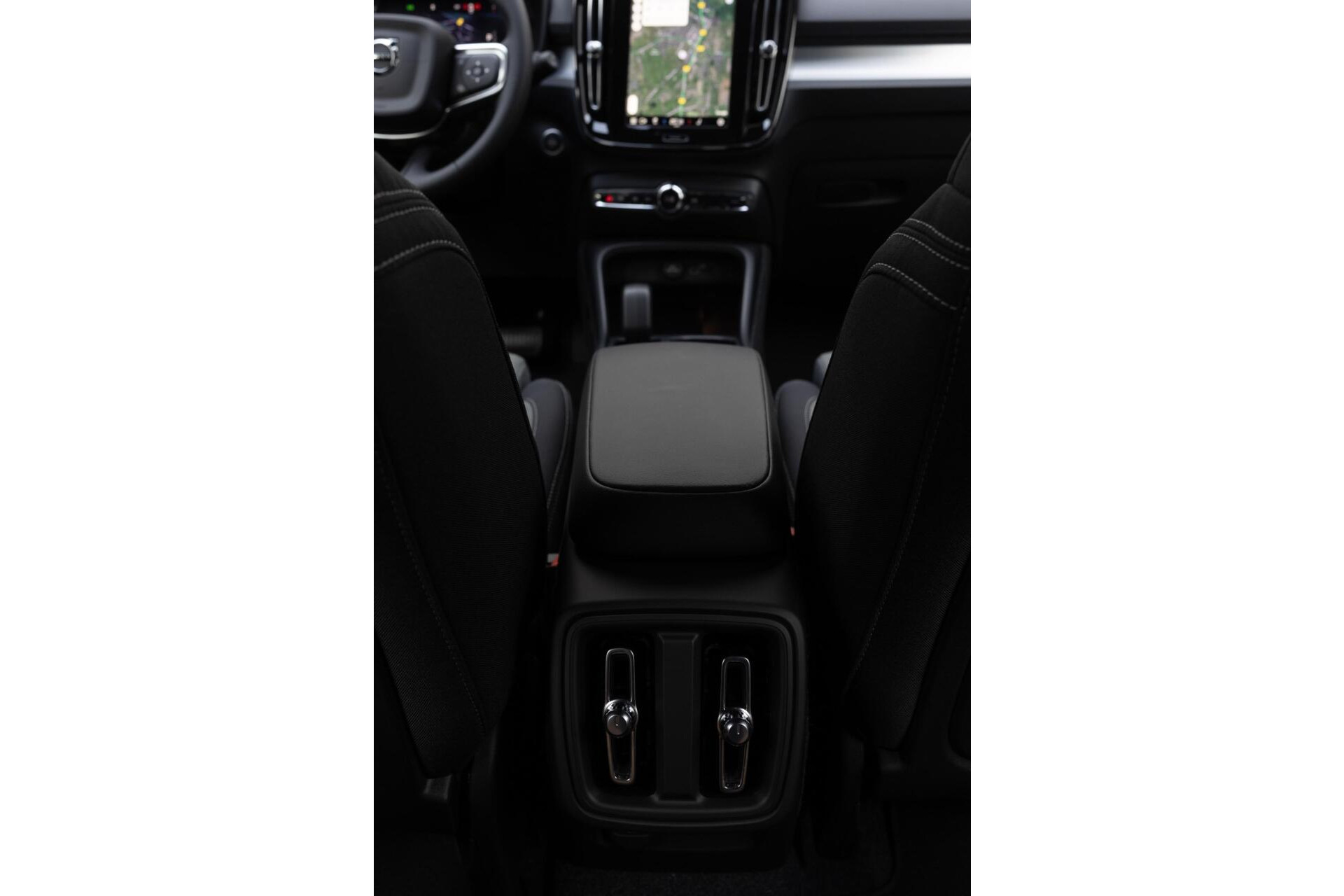 Volvo XC40 B3 Core Mild Hybrid | Keyless | LED | Camera