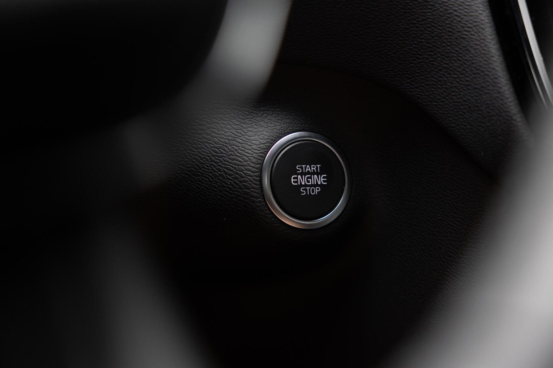 Volvo XC40 B3 Core Mild Hybrid | Keyless | LED | Camera