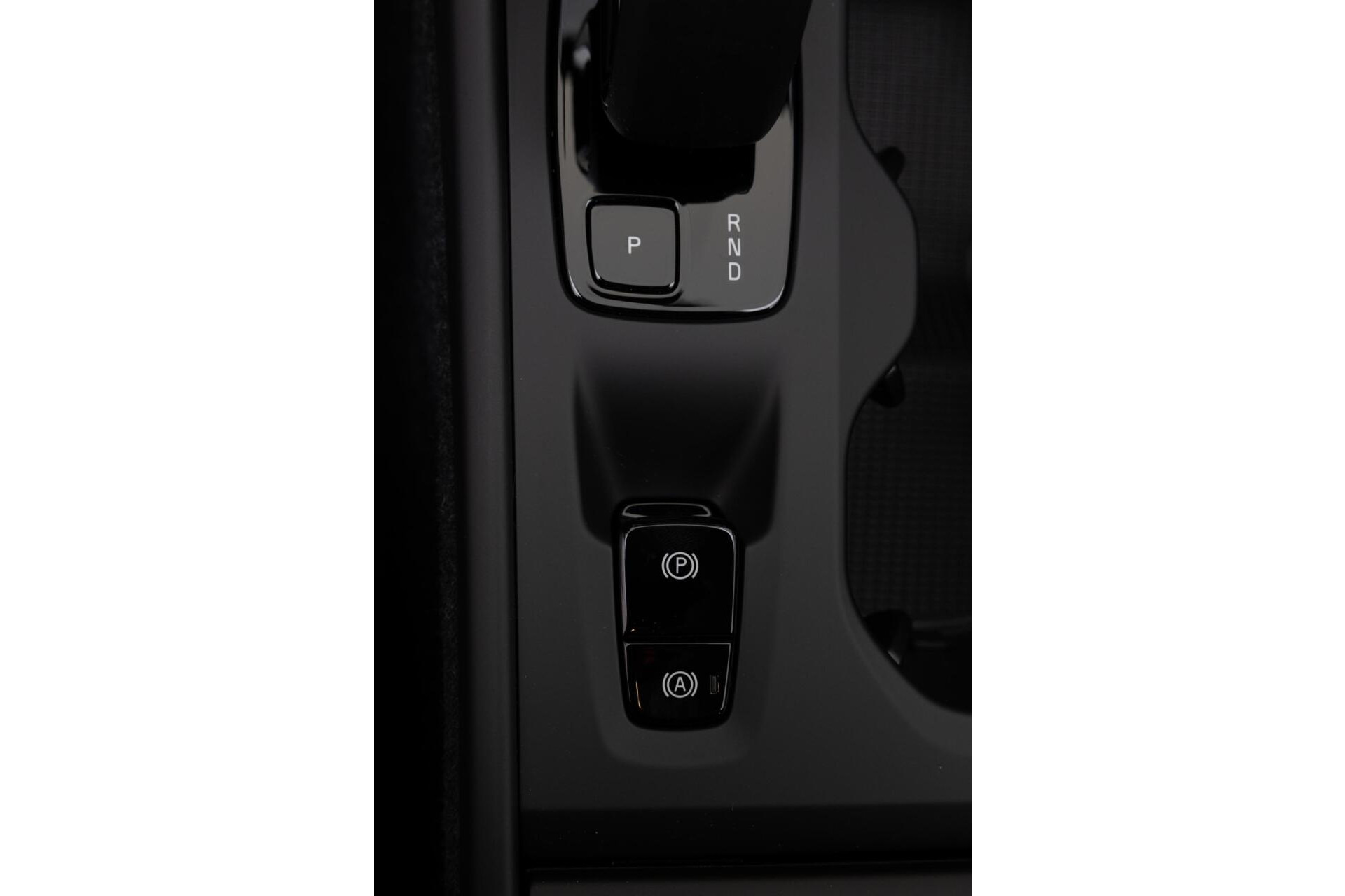 Volvo XC40 B3 Core Mild Hybrid | Keyless | LED | Camera