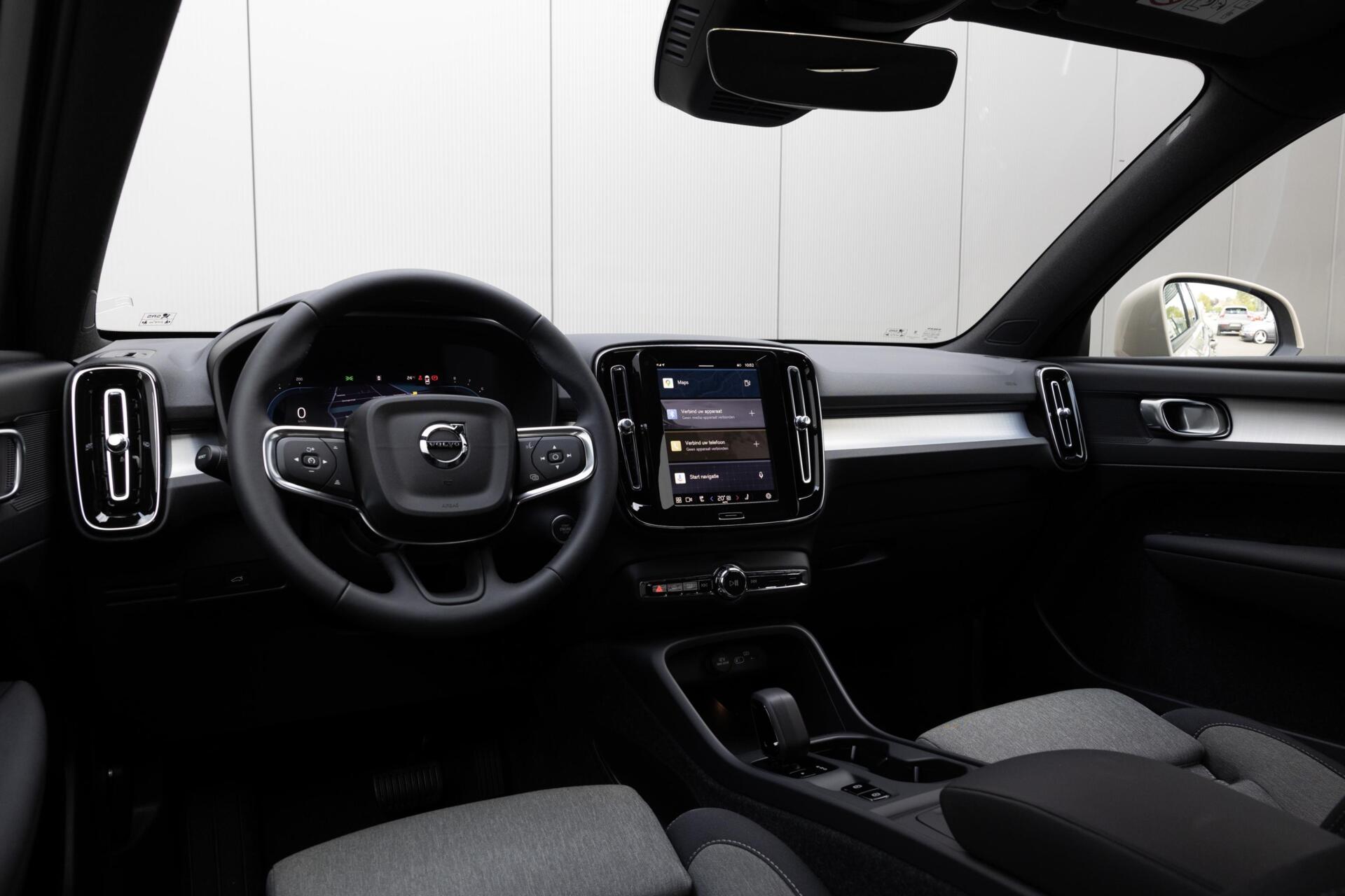 Volvo XC40 B3 Core Mild Hybrid | Keyless | LED | Camera