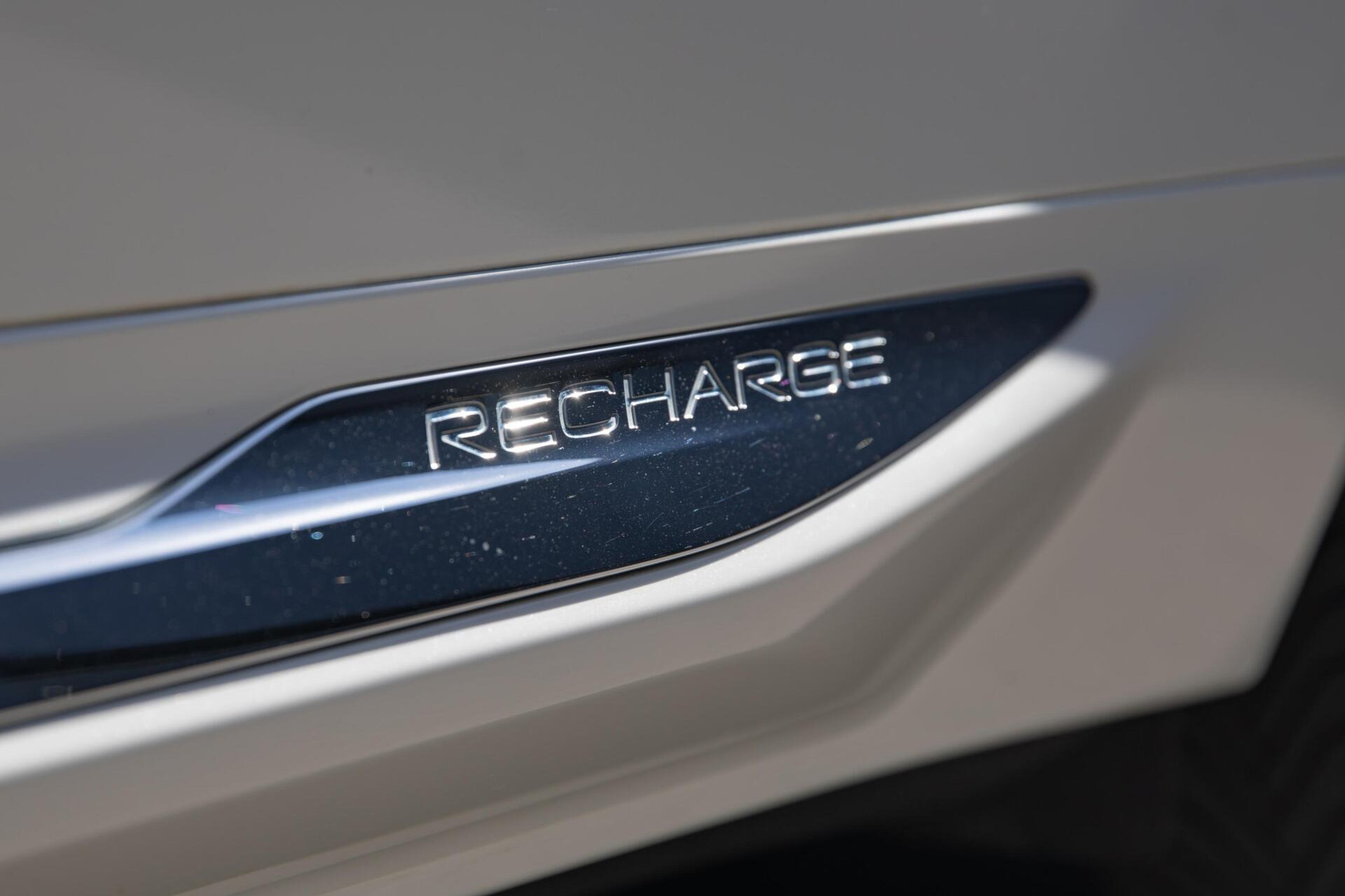Volvo XC60 2.0 T6 Plug-in hybrid AWD Core Bright Long Range|Panorama