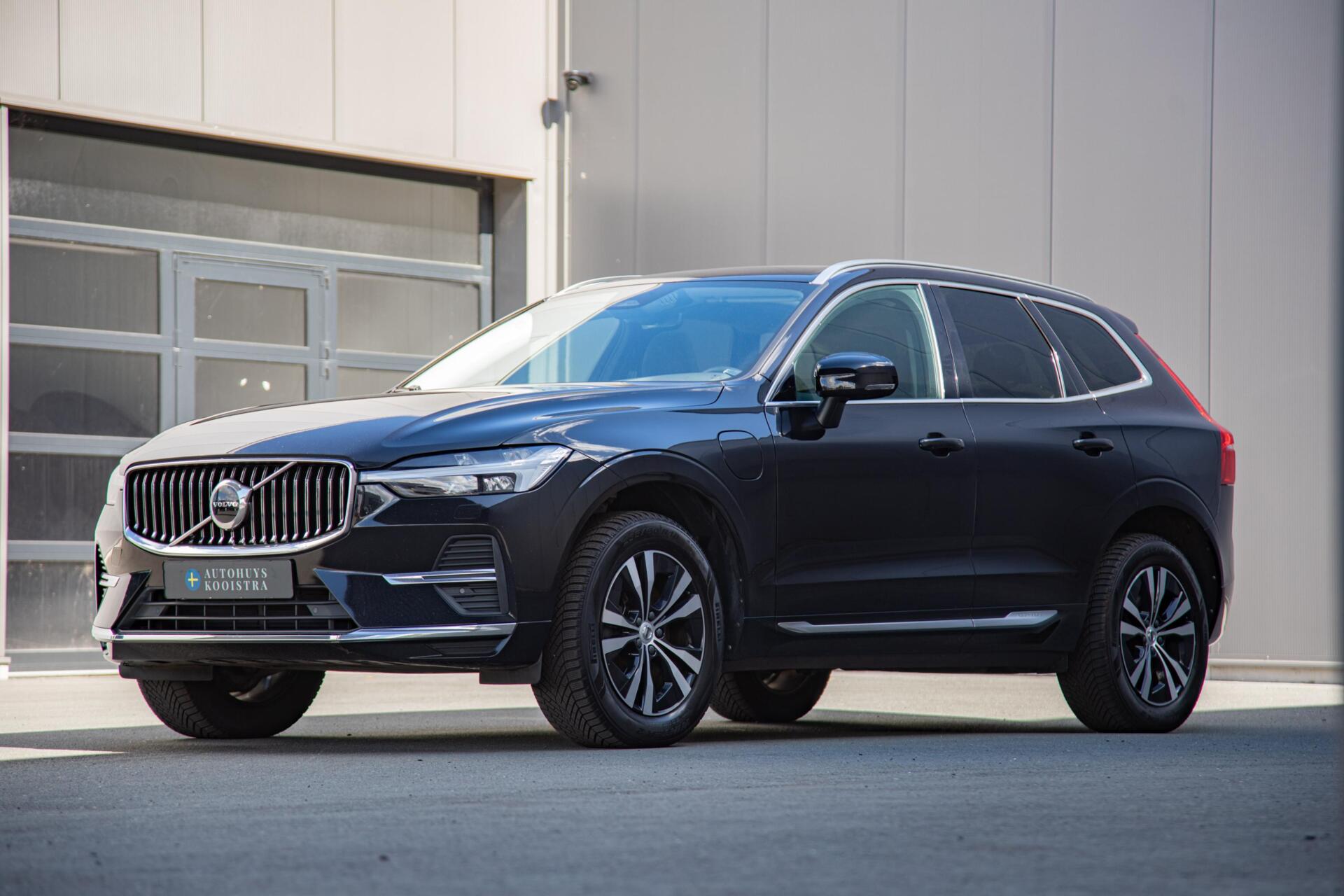 Volvo XC60 T6 AWD Inscription Expression Long Range|Panorama|H/K Audio