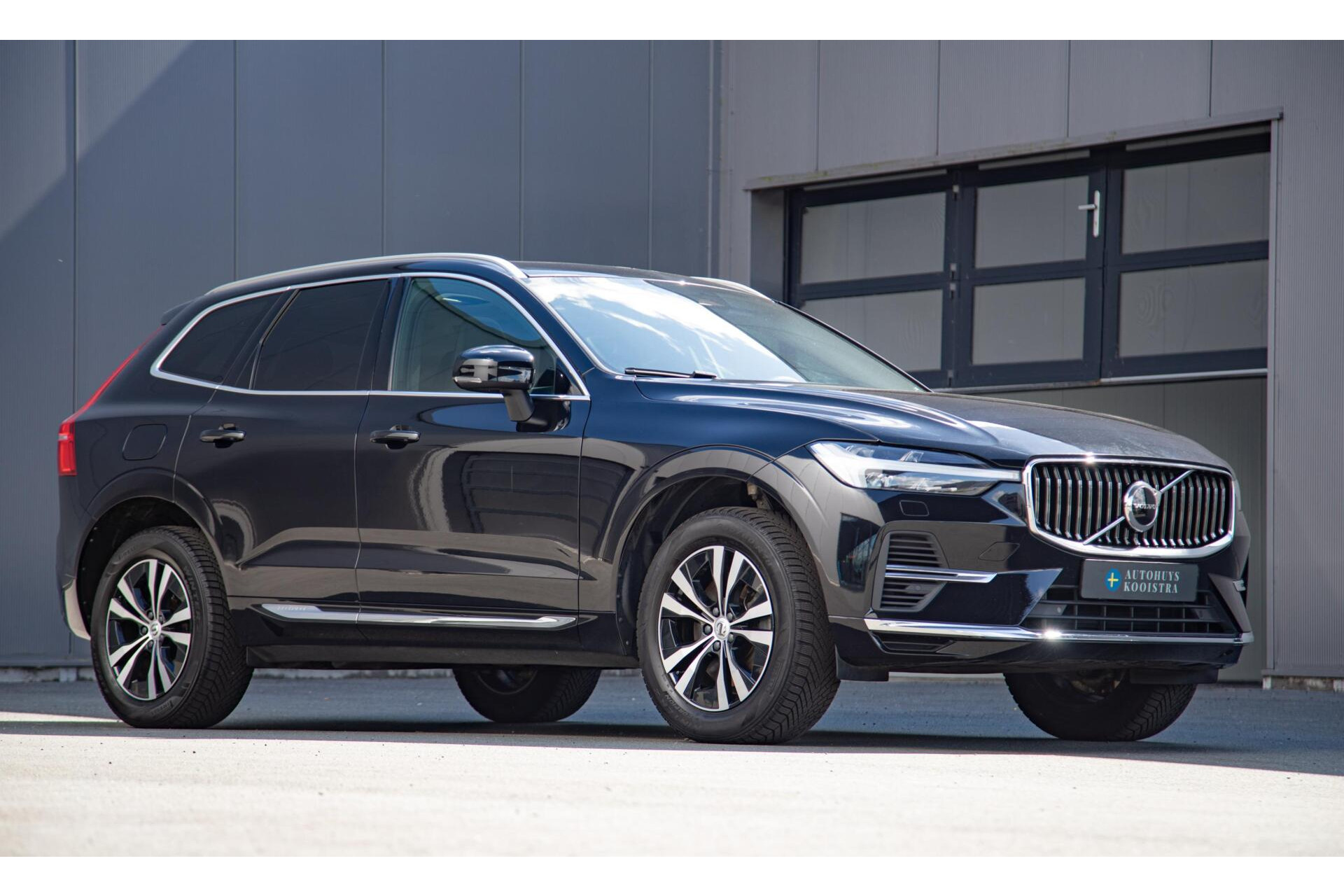 Volvo XC60 T6 AWD Inscription Expression Long Range|Panorama|H/K Audio