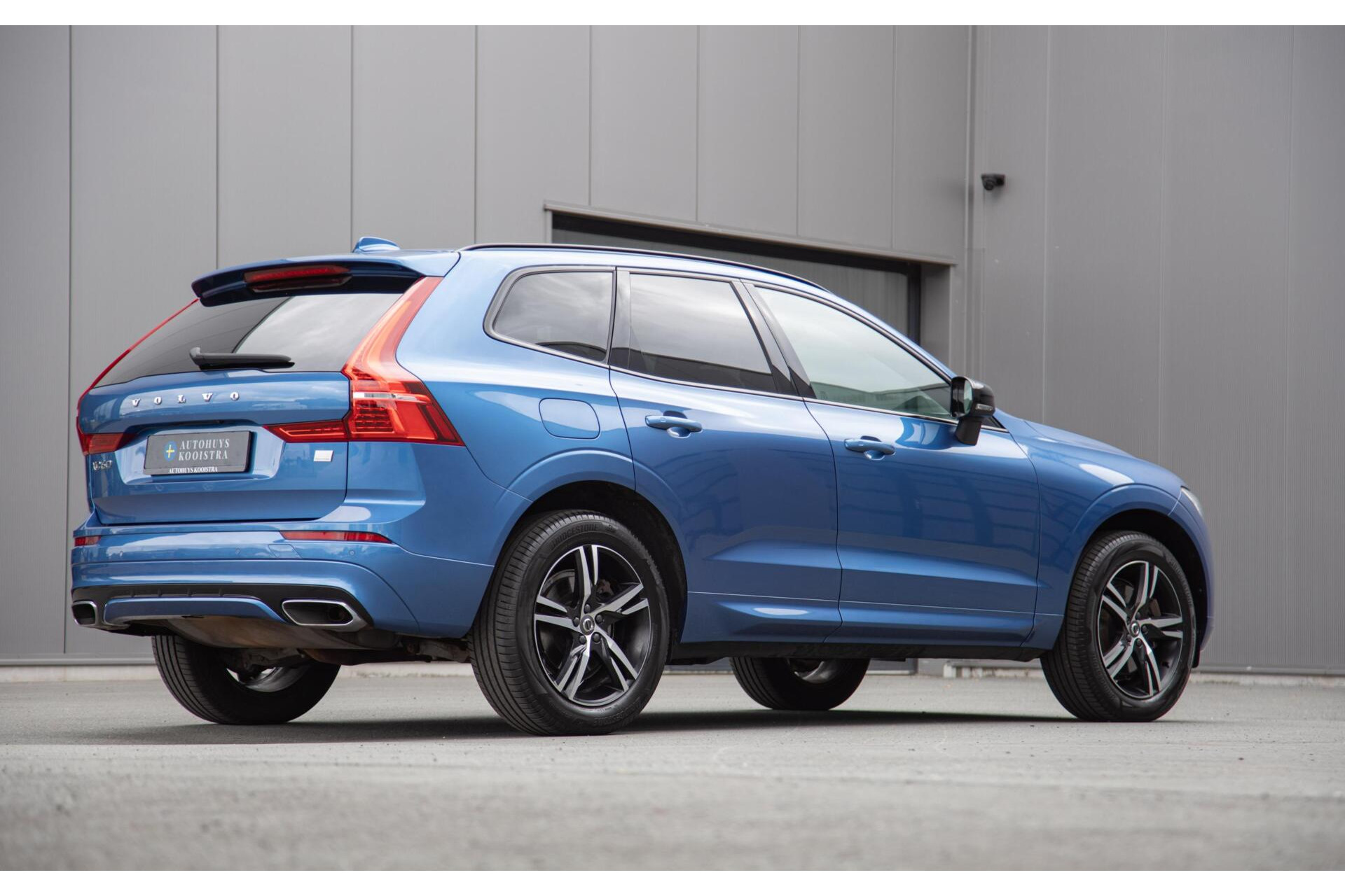 Volvo XC60 T6 Plug-in hybrid AWD R-Design Panorama|H/K Audio