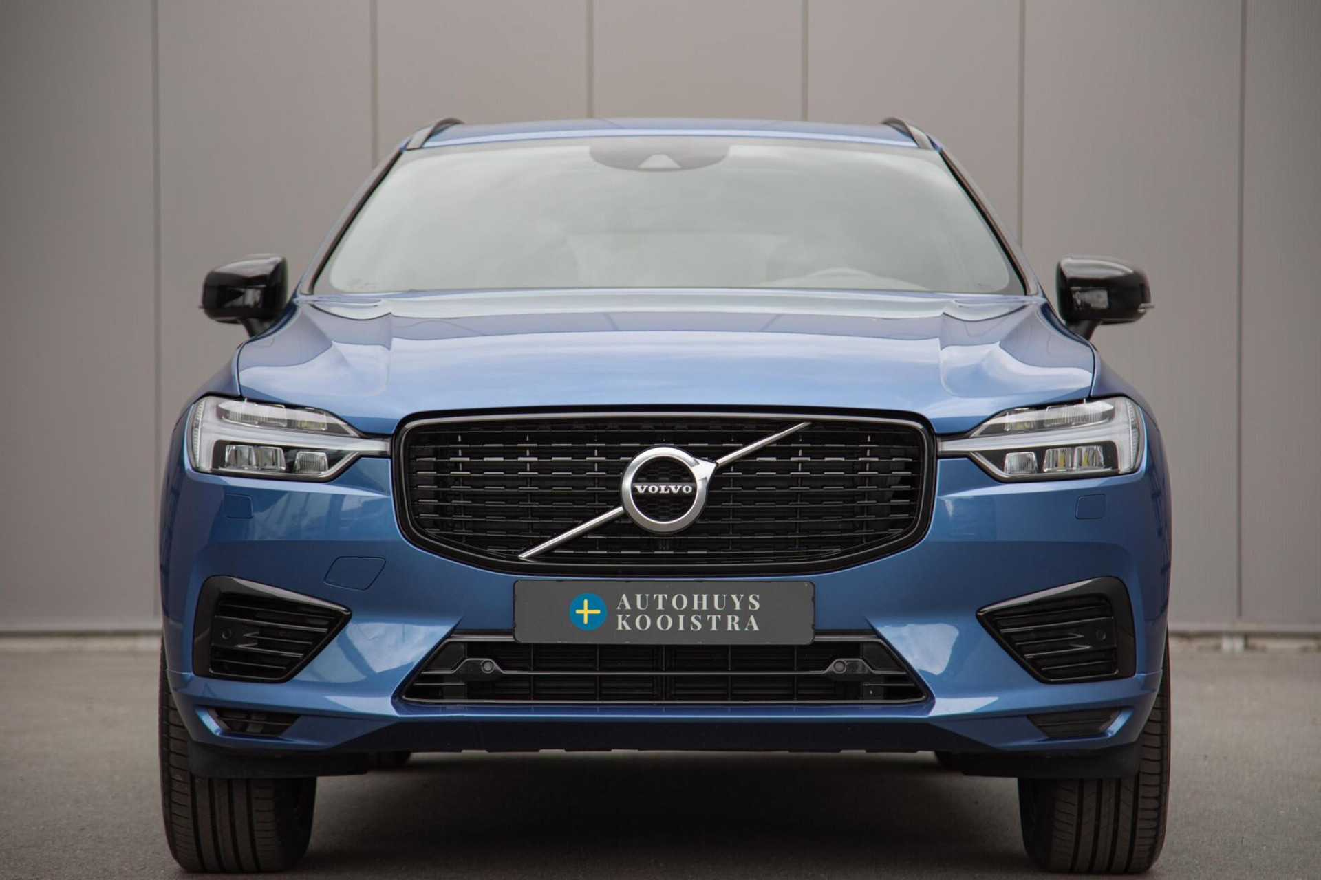 Volvo XC60 T6 Plug-in hybrid AWD R-Design Panorama|H/K Audio