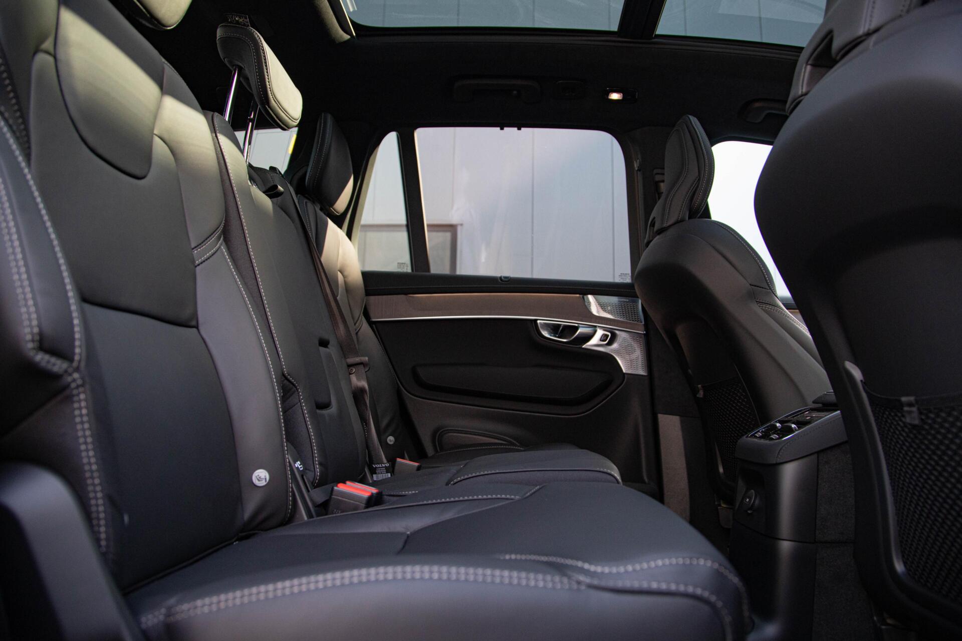 Volvo XC90 2.0 T8 Plug-in hybrid AWD Ultra Dark Full Option MY2026.5