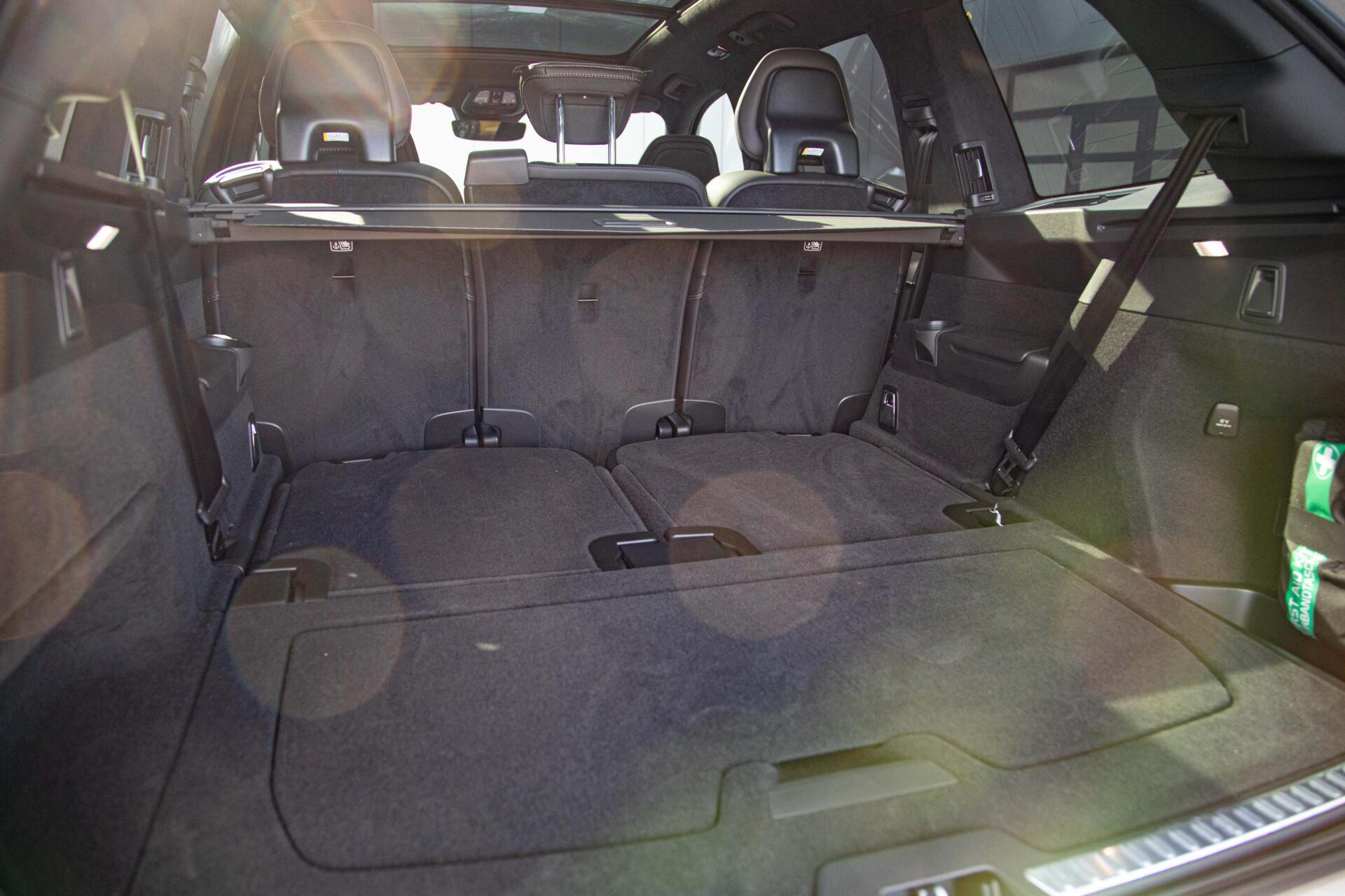 Volvo XC90 2.0 T8 Plug-in hybrid AWD Ultra Dark Full Option MY2026.5