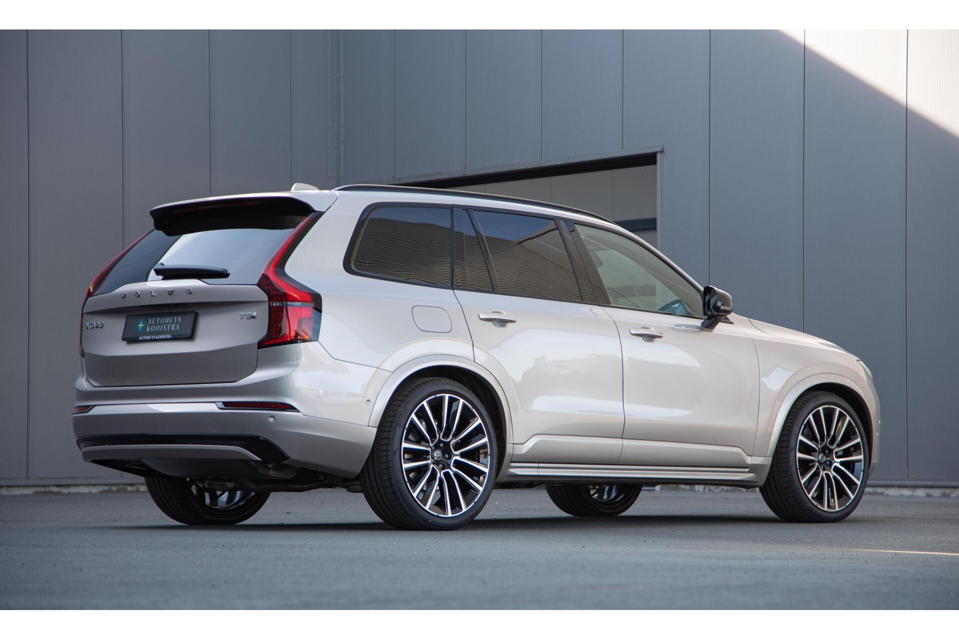 Volvo XC90 2.0 T8 Plug-in hybrid AWD Ultra Dark Full Option MY2026.5