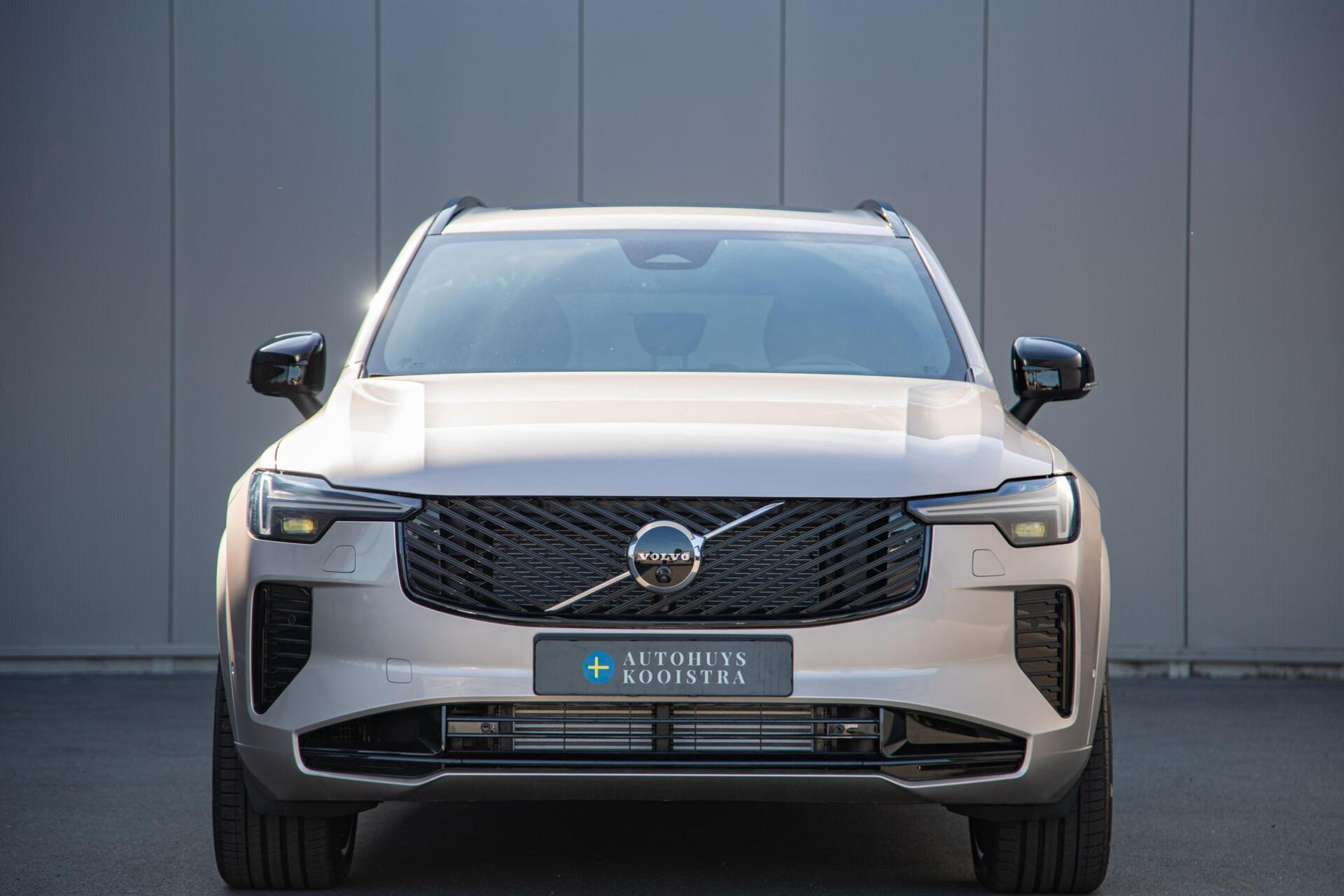 Volvo XC90 2.0 T8 Plug-in hybrid AWD Ultra Dark Full Option MY2026.5