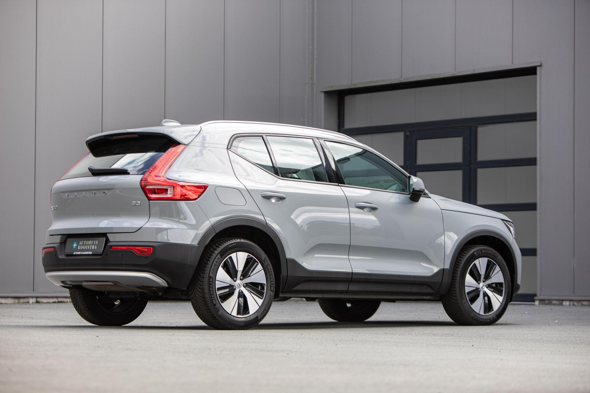 Volvo XC40 2.0 B3 Core MY2026|Leder|Keyless|PDC|Camera|Carplay