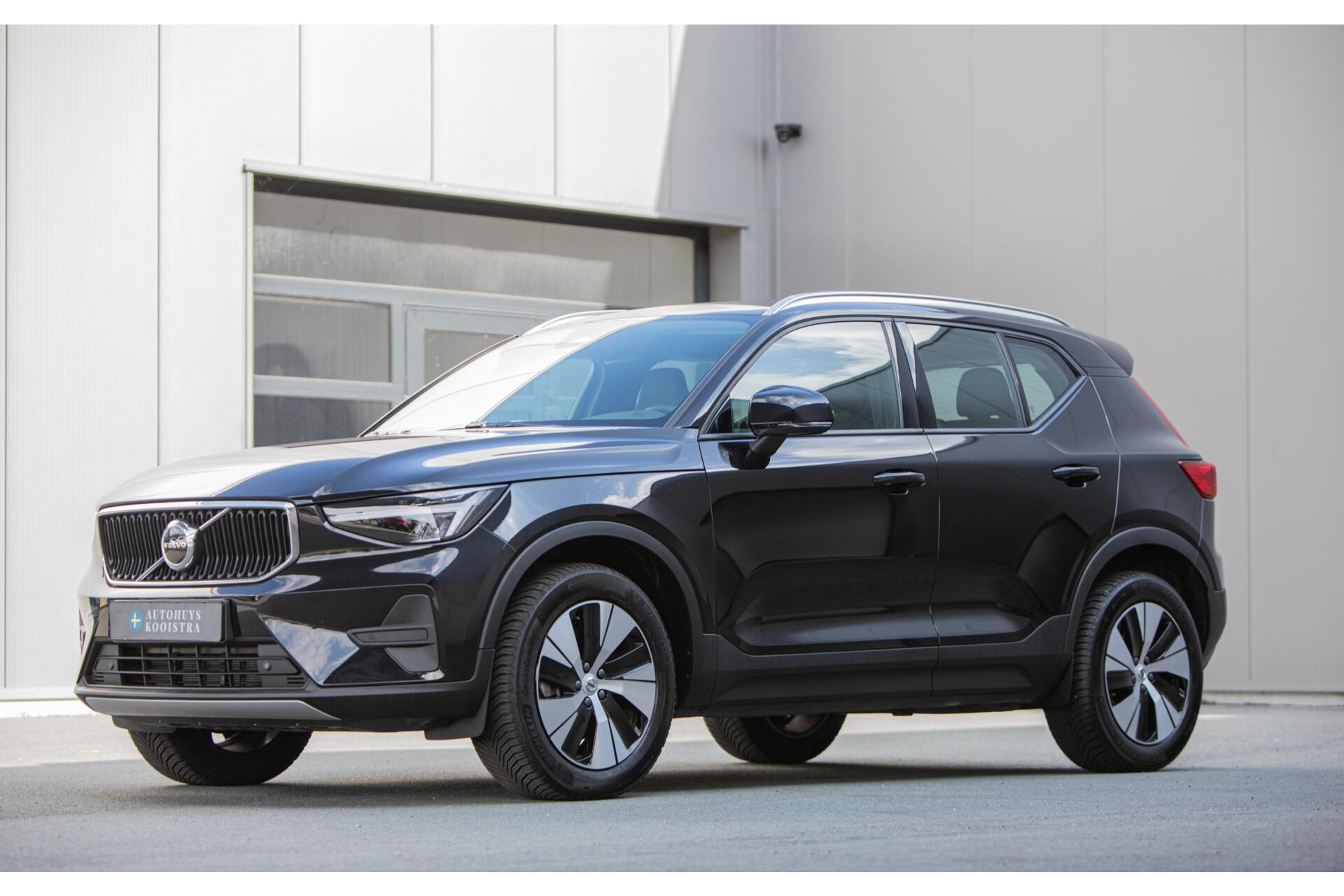 Volvo XC40 2.0 B3 Core MY2026|Leder|Keyless|PDC|Camera|Carplay