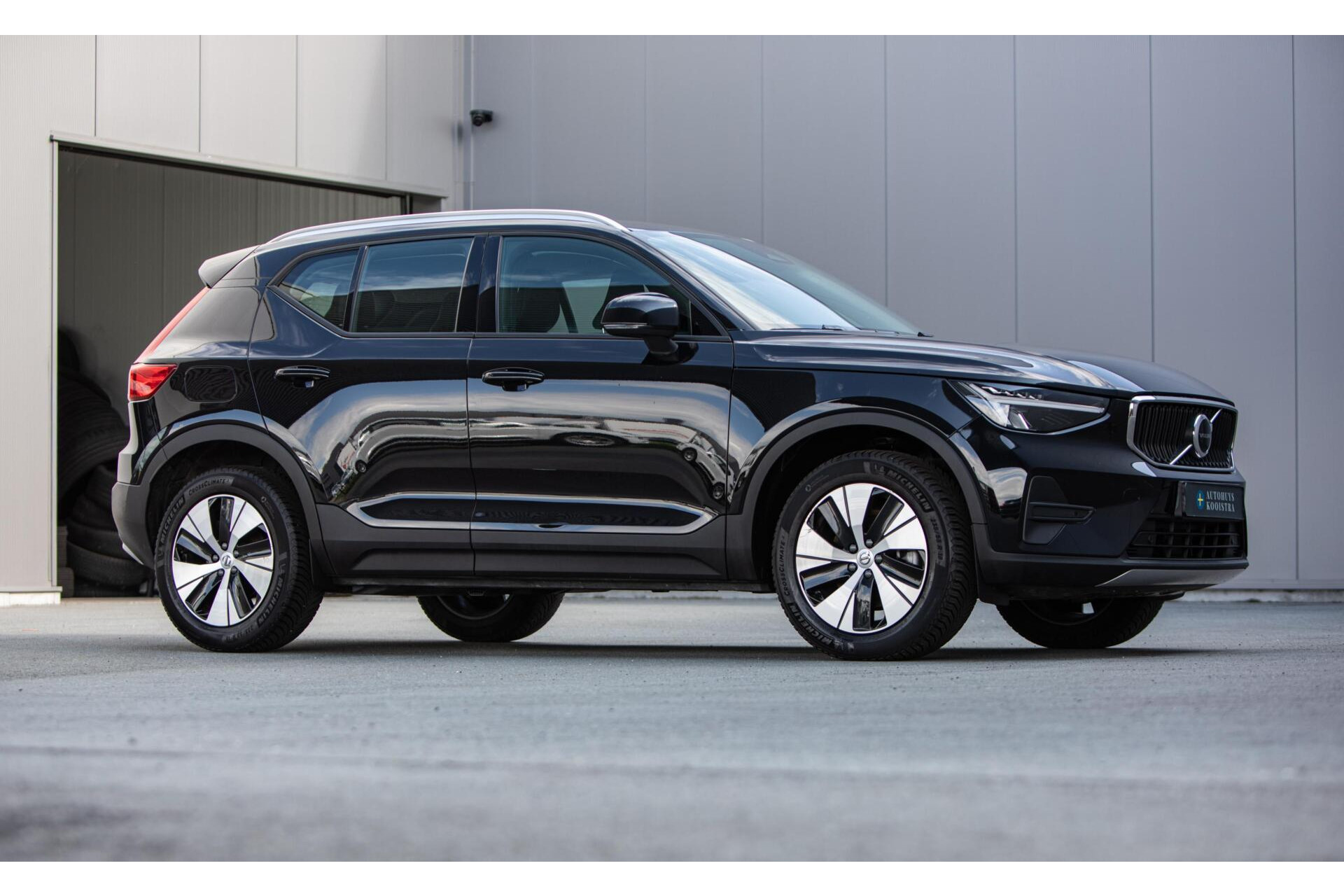Volvo XC40 2.0 B3 Core MY2026|Leder|Keyless|PDC|Camera|Carplay