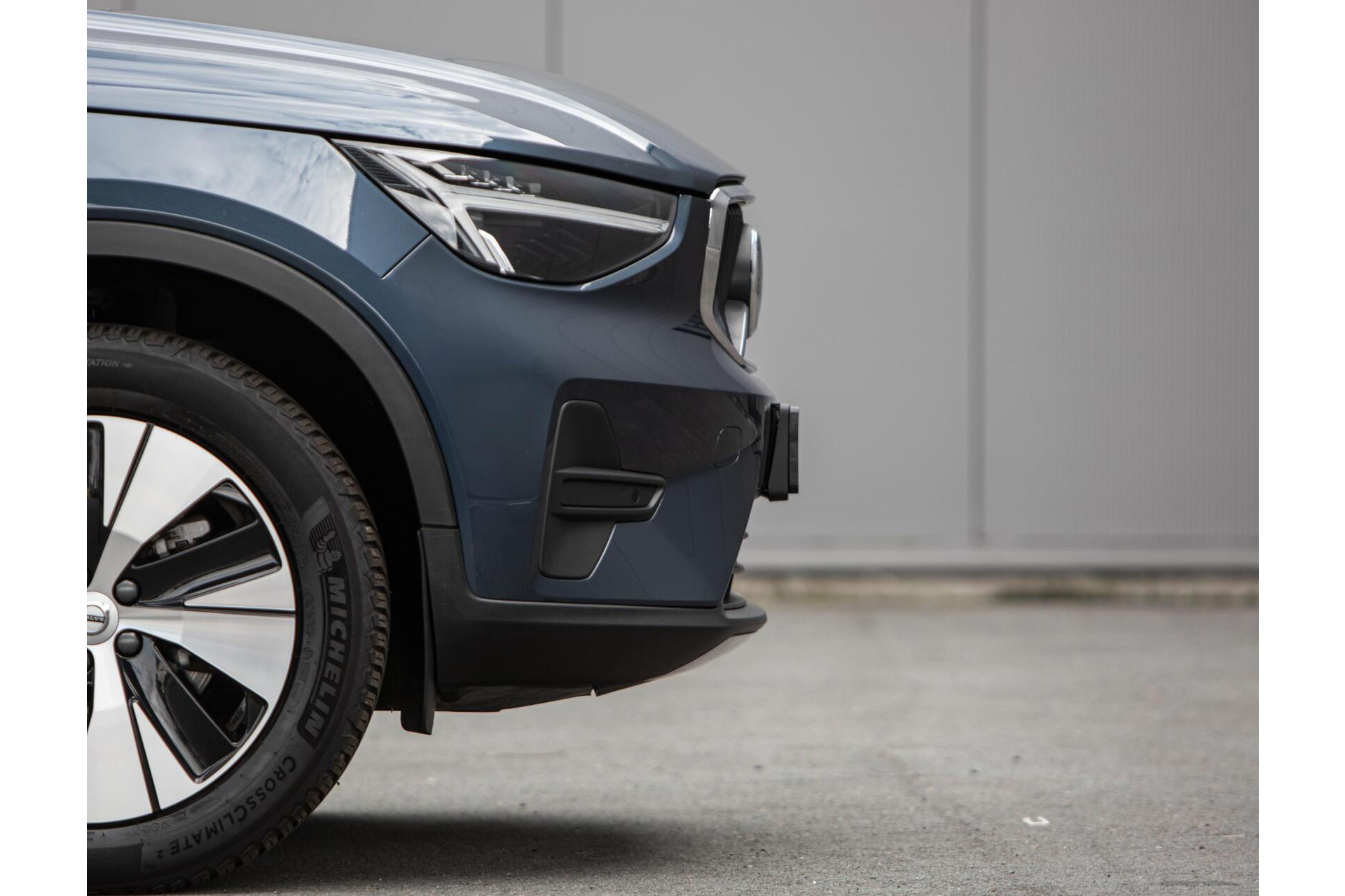 Volvo XC40 2.0 B3 Core MY2026|Leder|Keyless|PDC|Camera|Carplay