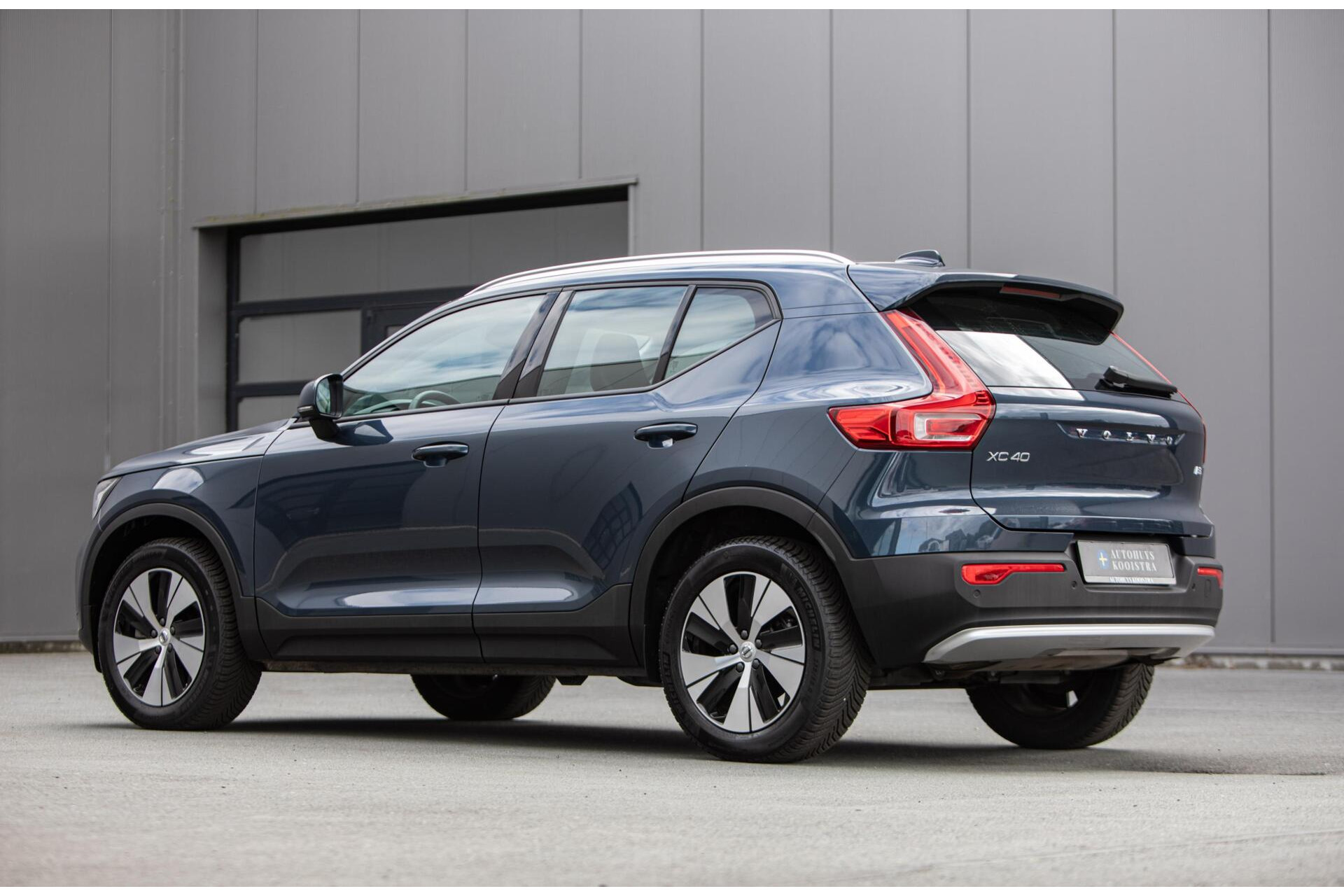 Volvo XC40 2.0 B3 Core MY2026|Leder|Keyless|PDC|Camera|Carplay