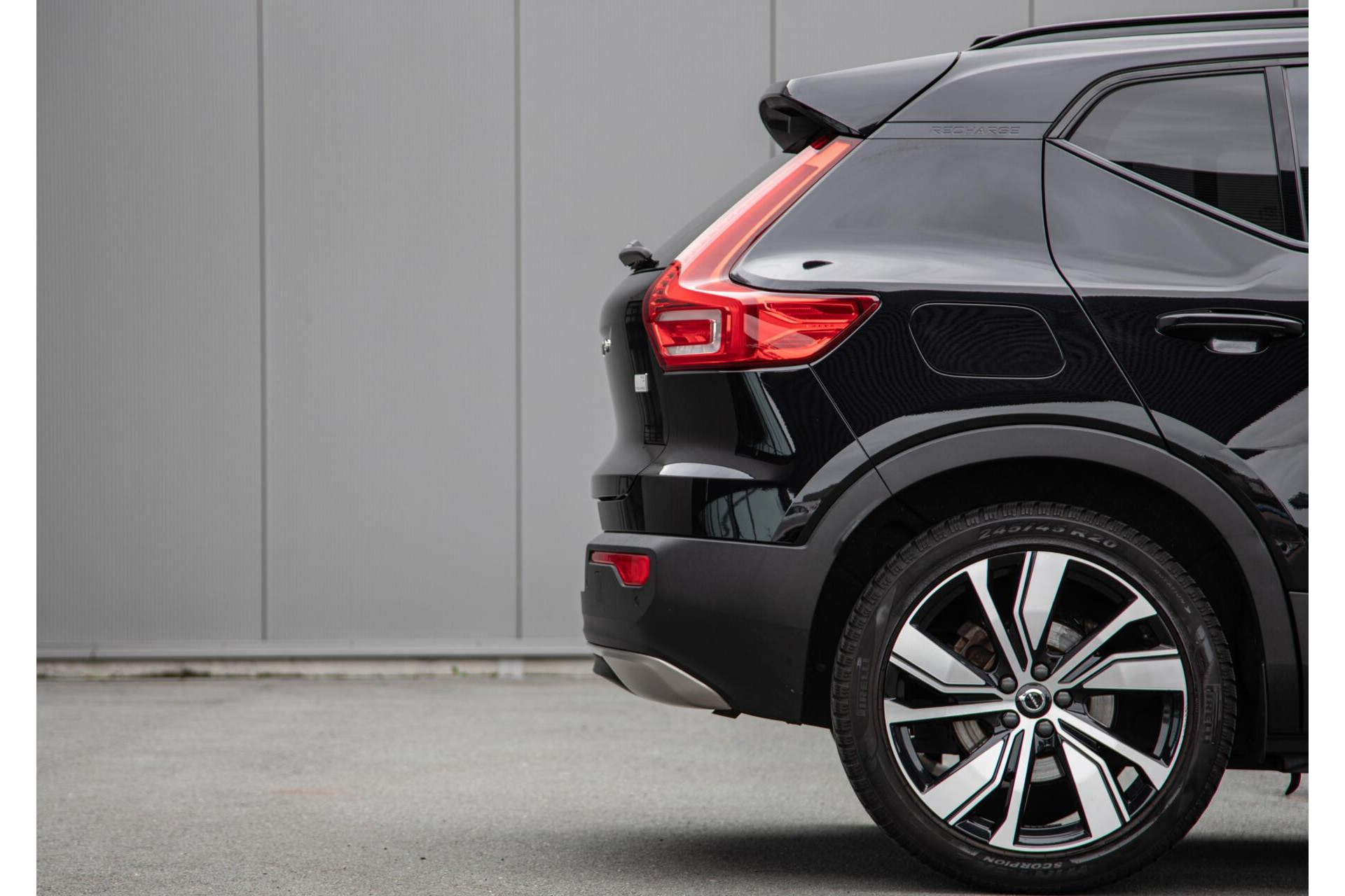 Volvo XC40 1.5 T5 Recharge R-Design MY2022|Leder/alcantara|H/K audio|Standkachel