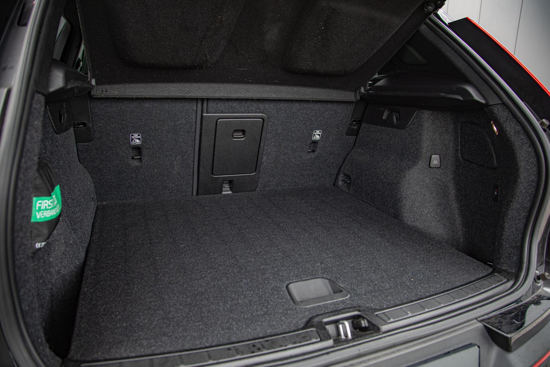 Volvo XC40 1.5 T5 Recharge R-Design MY2022|Leder/alcantara|H/K audio|Standkachel