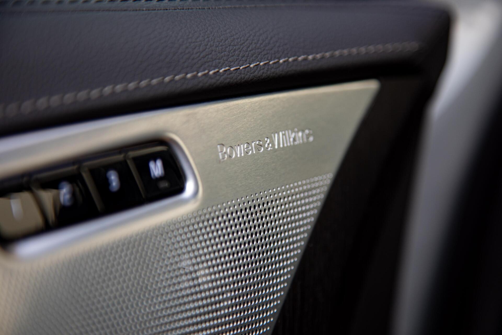 Volvo XC90 2.0 T8 Plug-in hybrid AWD Ultra Dark |Full Option|Luchtvering|Bowers&Wilkins audio