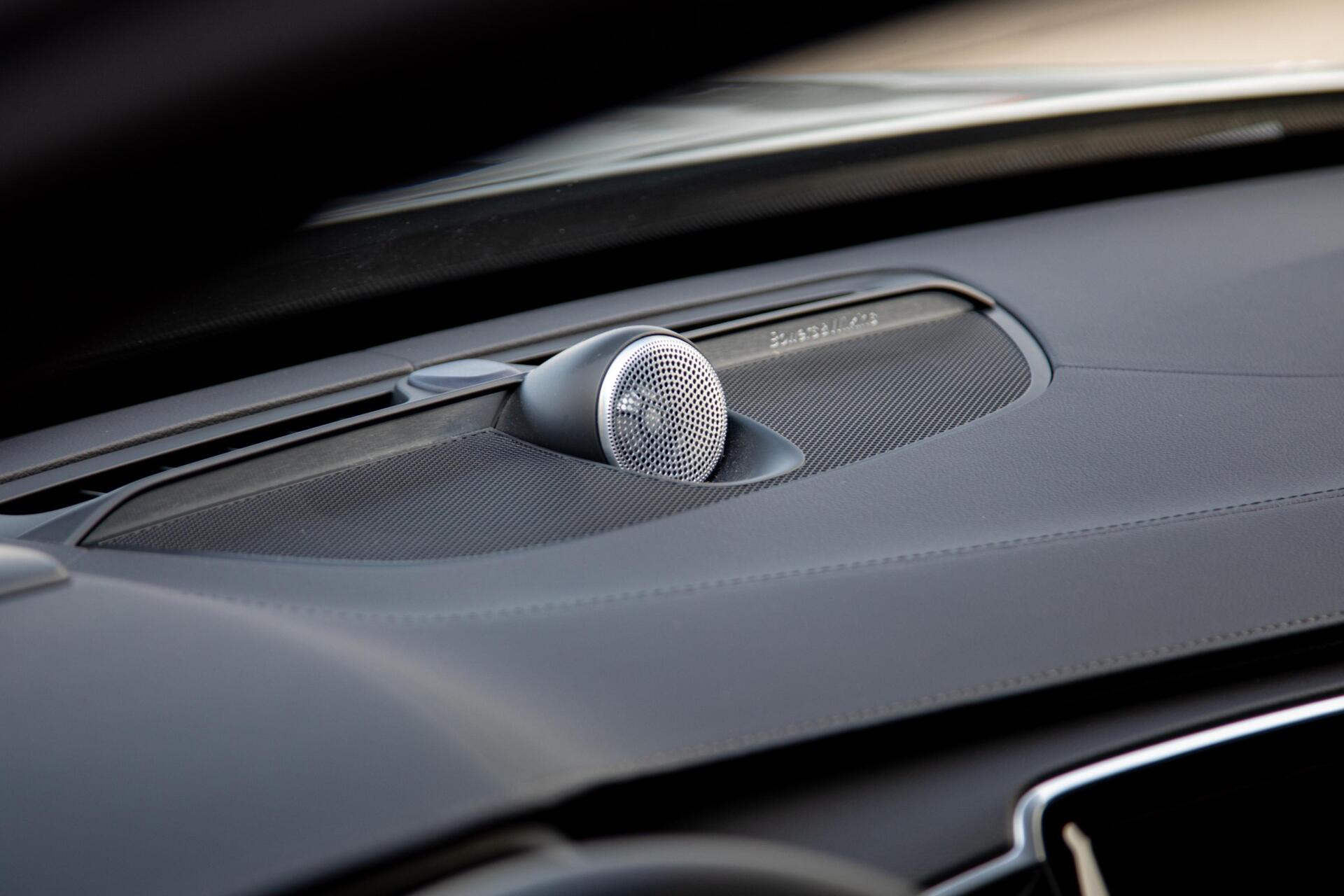 Volvo XC90 2.0 T8 Plug-in hybrid AWD Ultra Dark |Full Option|Luchtvering|Bowers&Wilkins audio
